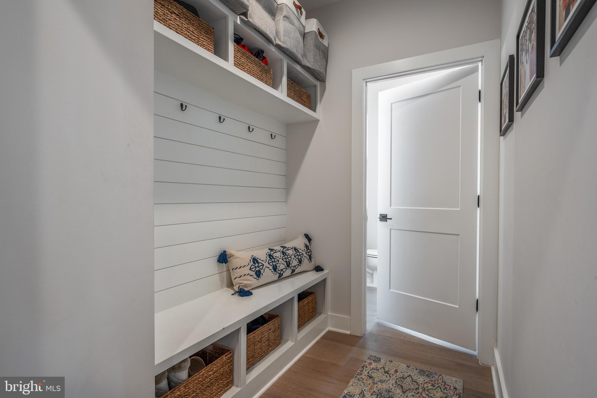 DOUGLAS PARK - Residential