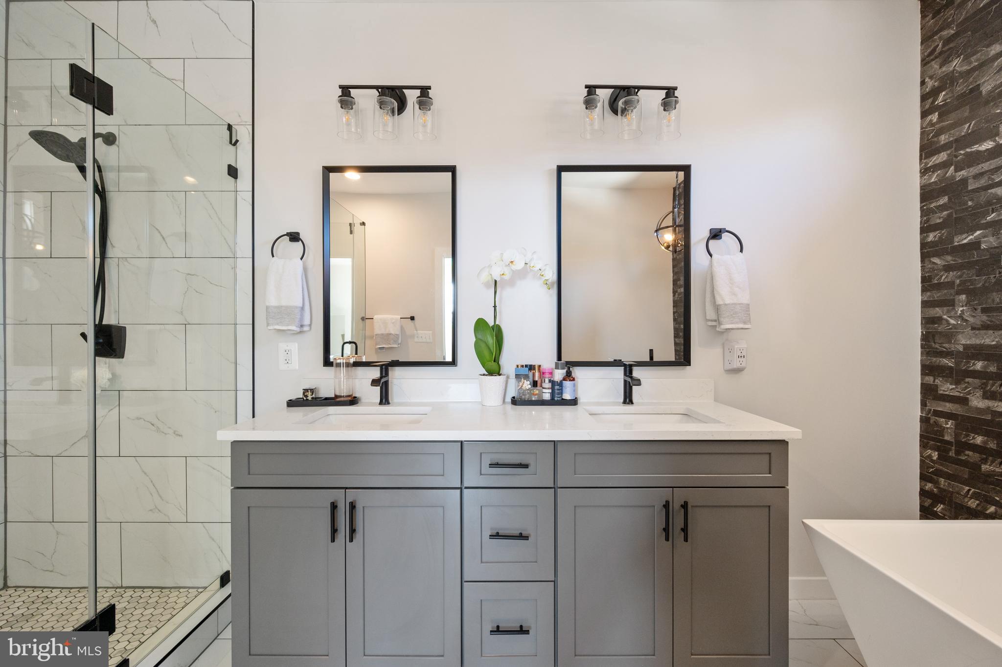 DOUGLAS PARK - Residential