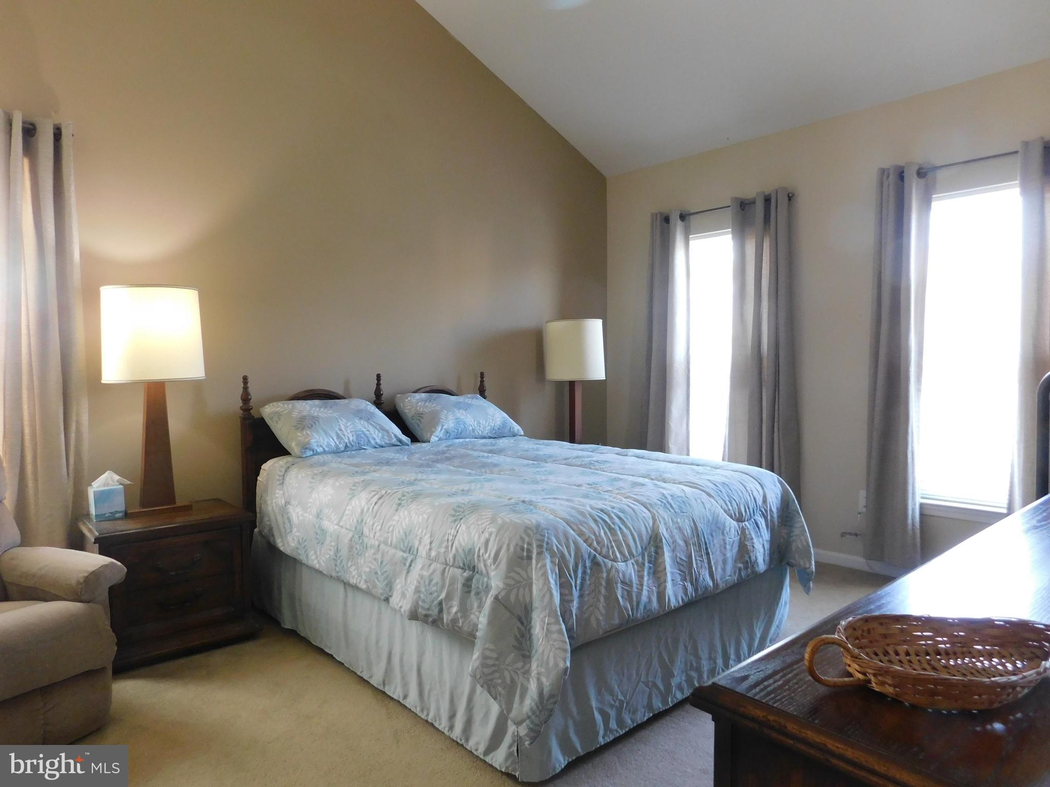 HEARTHSTONE AT VILLAGE SQUARE - Residential