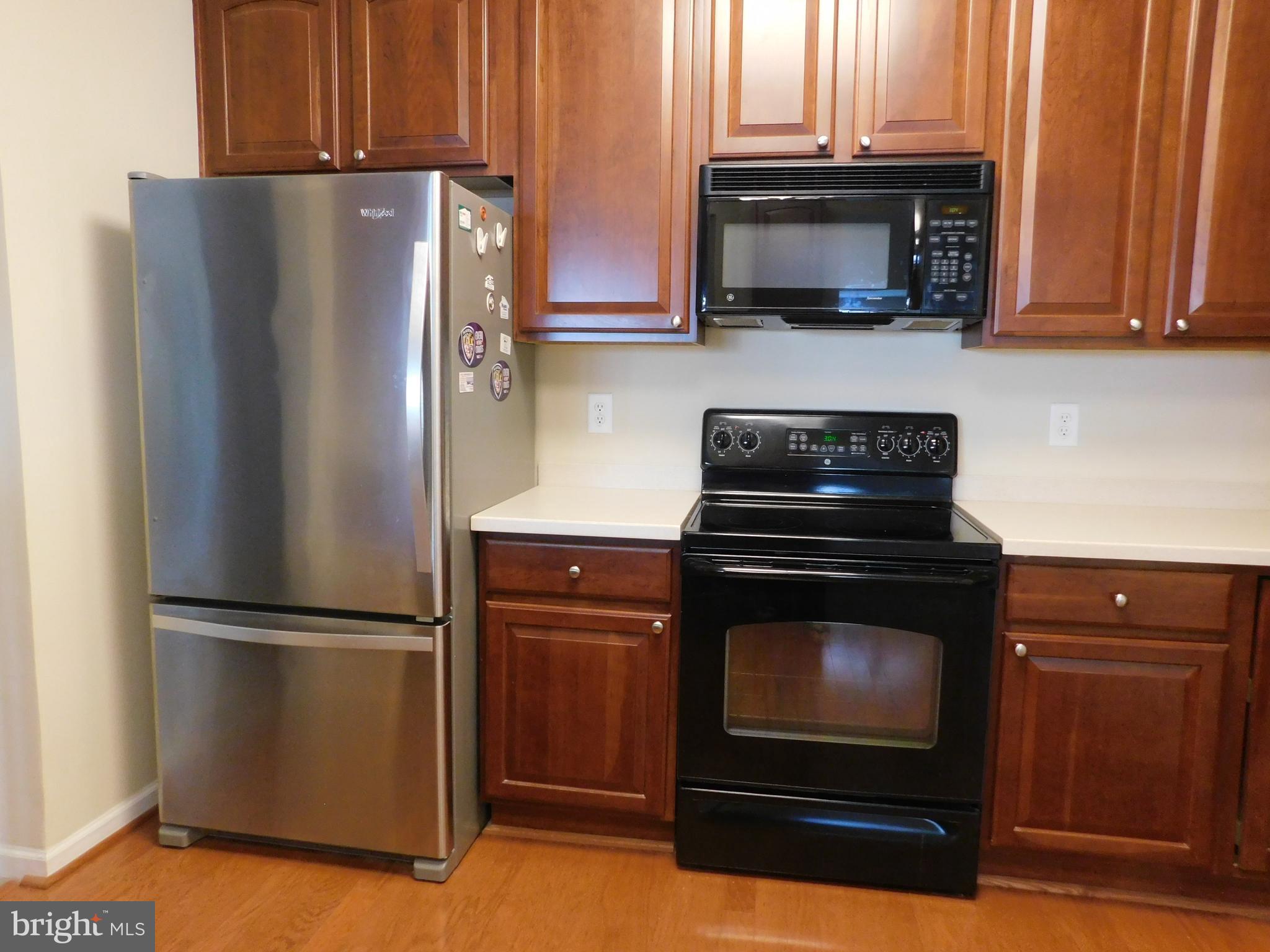 HEARTHSTONE AT VILLAGE SQUARE - Residential