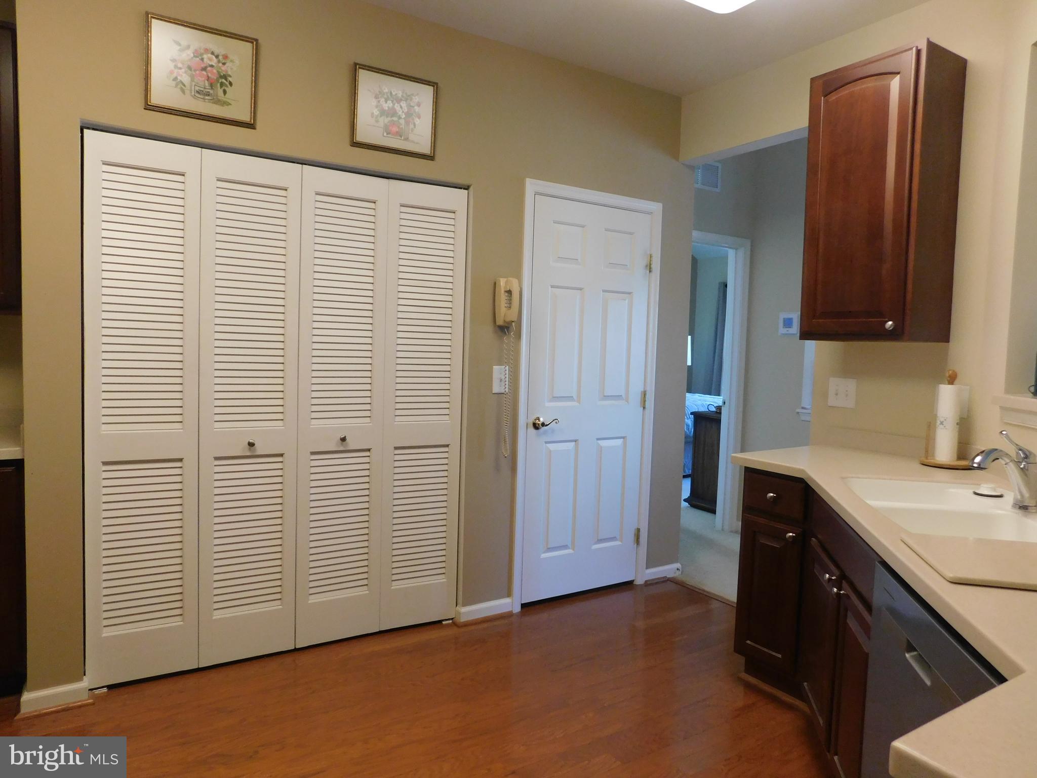 HEARTHSTONE AT VILLAGE SQUARE - Residential