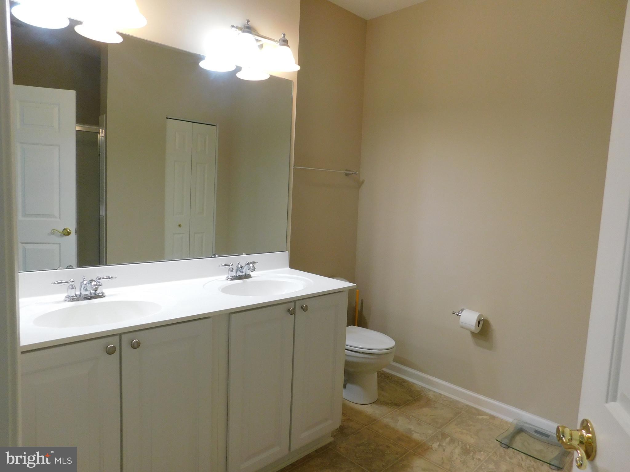 HEARTHSTONE AT VILLAGE SQUARE - Residential