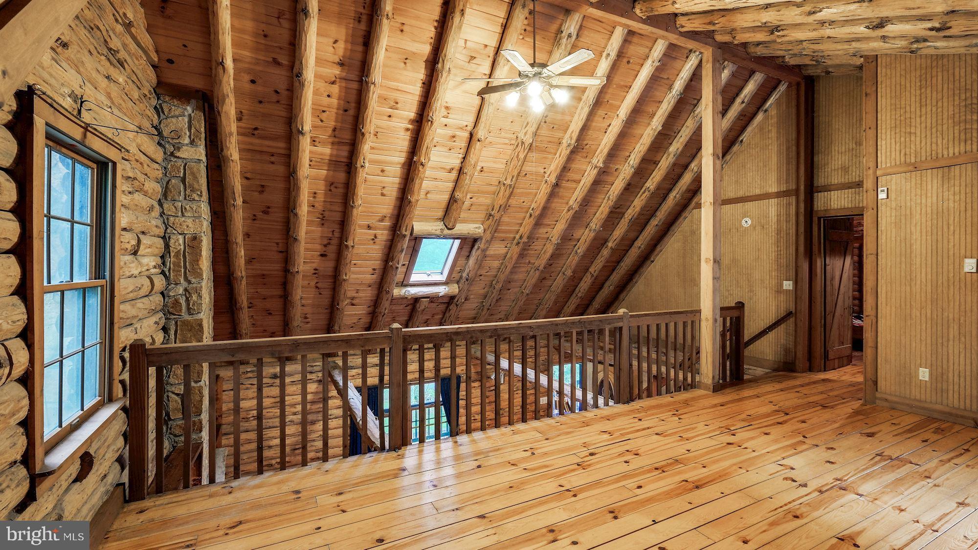 SLEEPY HOLLOW - Residential