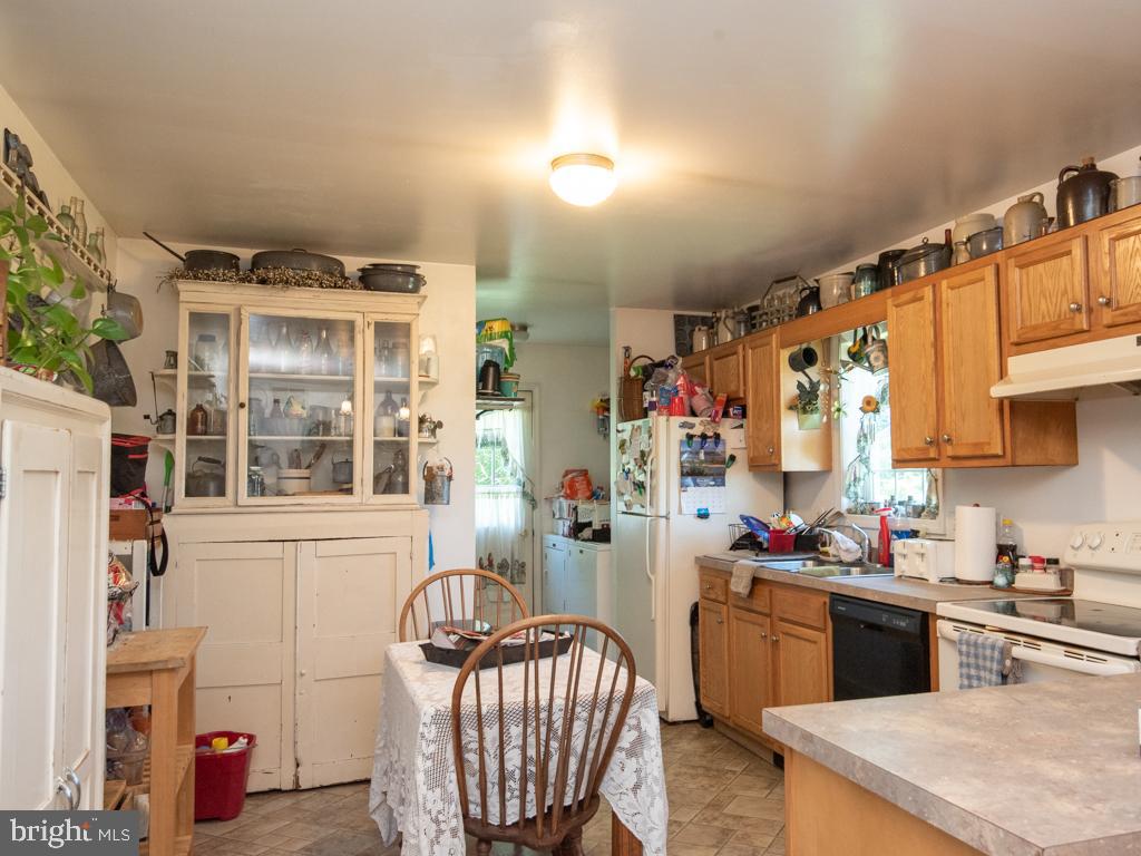 EAST DRUMORE TWP - Residential