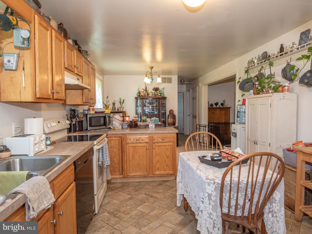 EAST DRUMORE TWP - Residential