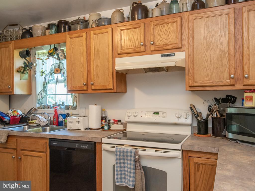 EAST DRUMORE TWP - Residential