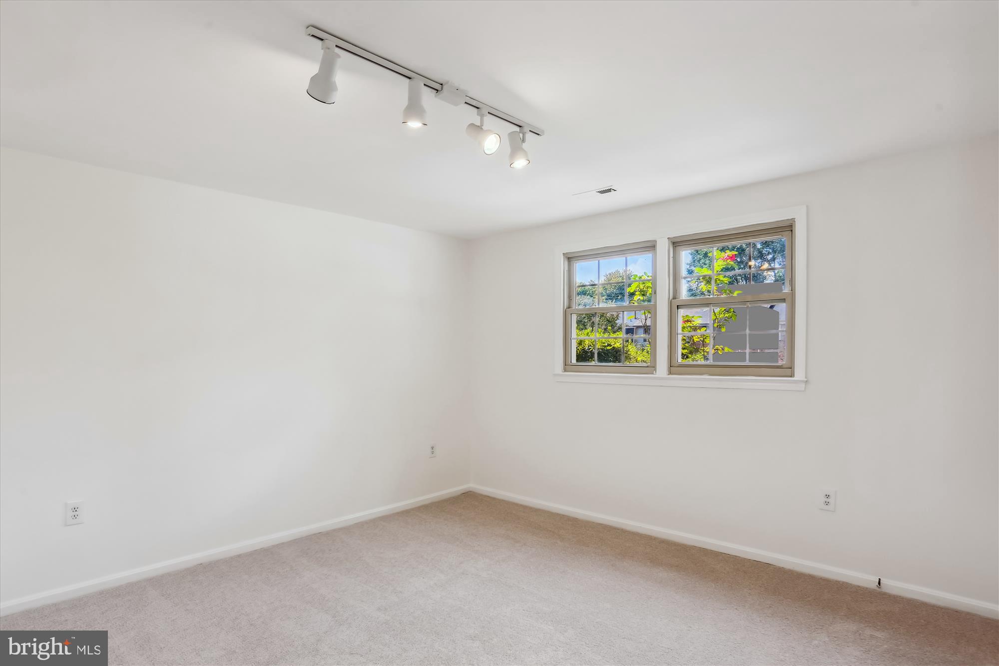 BRIGHTON EAST - Residential