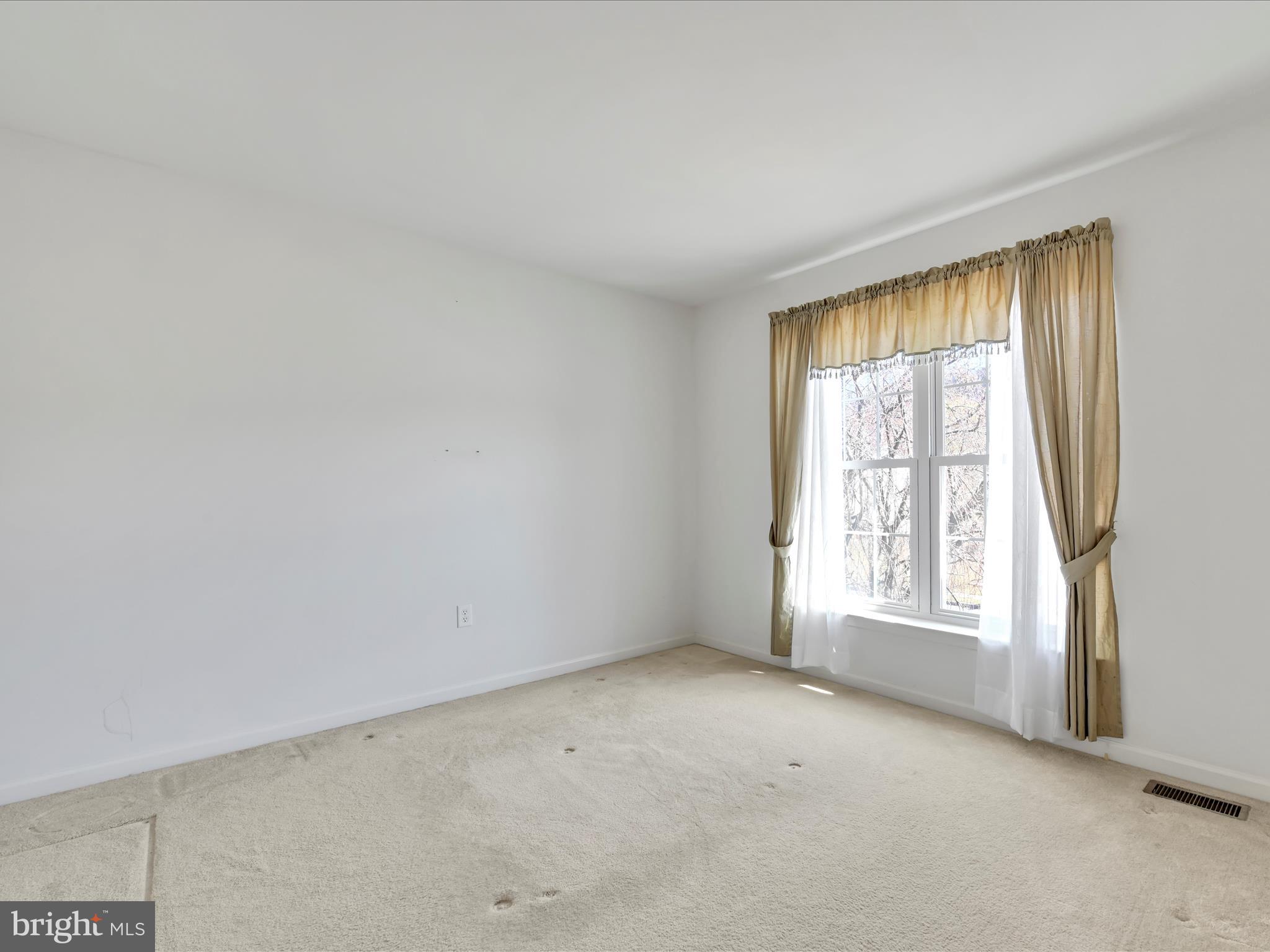 PINE RIDGE VILLAGE - Residential