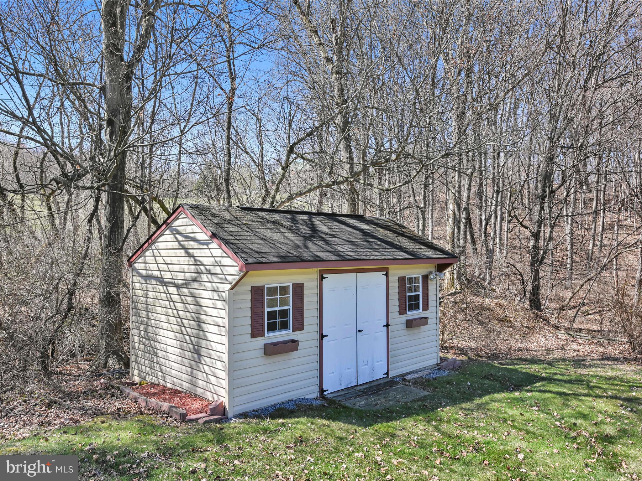 PINE RIDGE VILLAGE - Residential