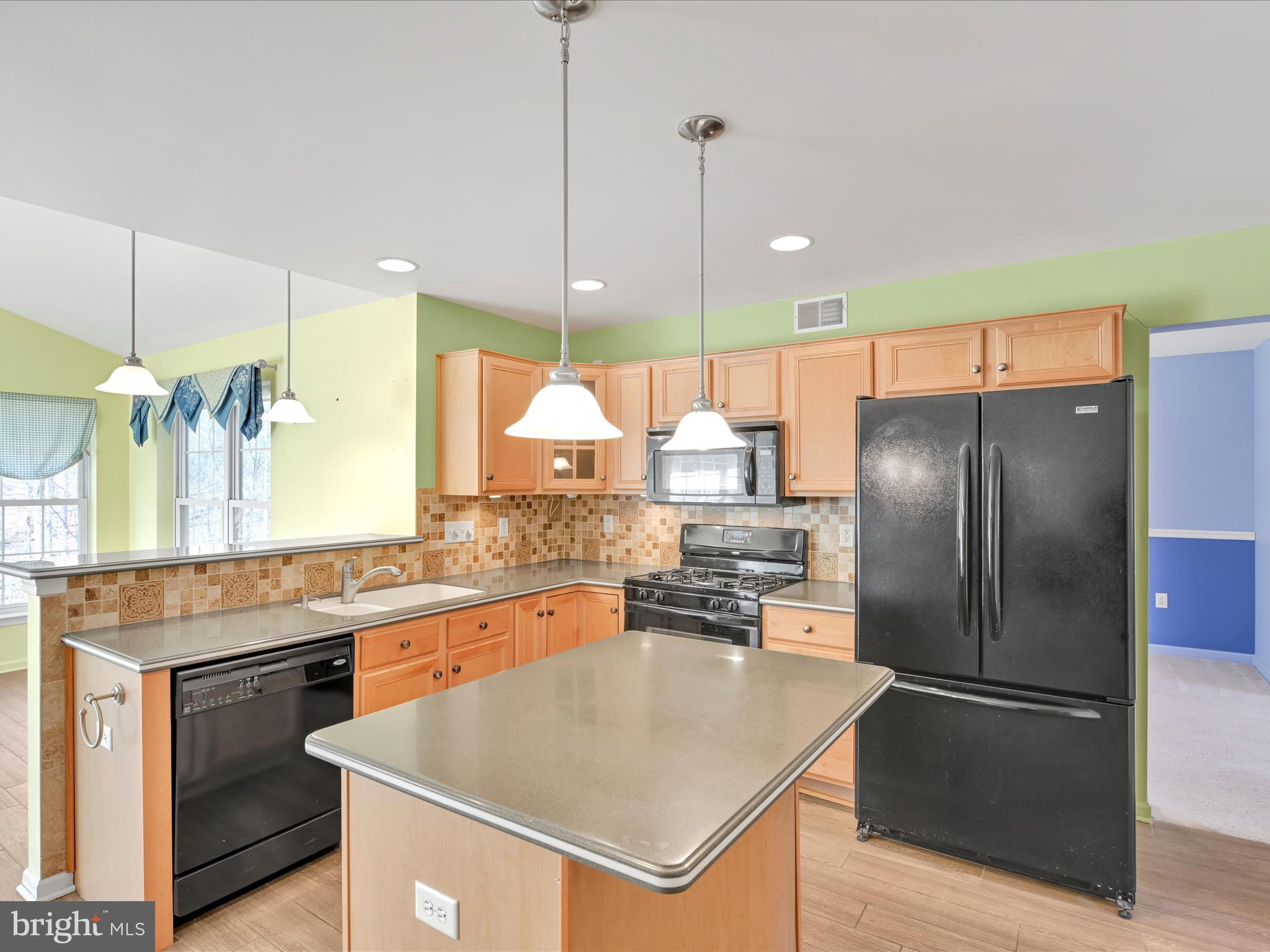 PINE RIDGE VILLAGE - Residential