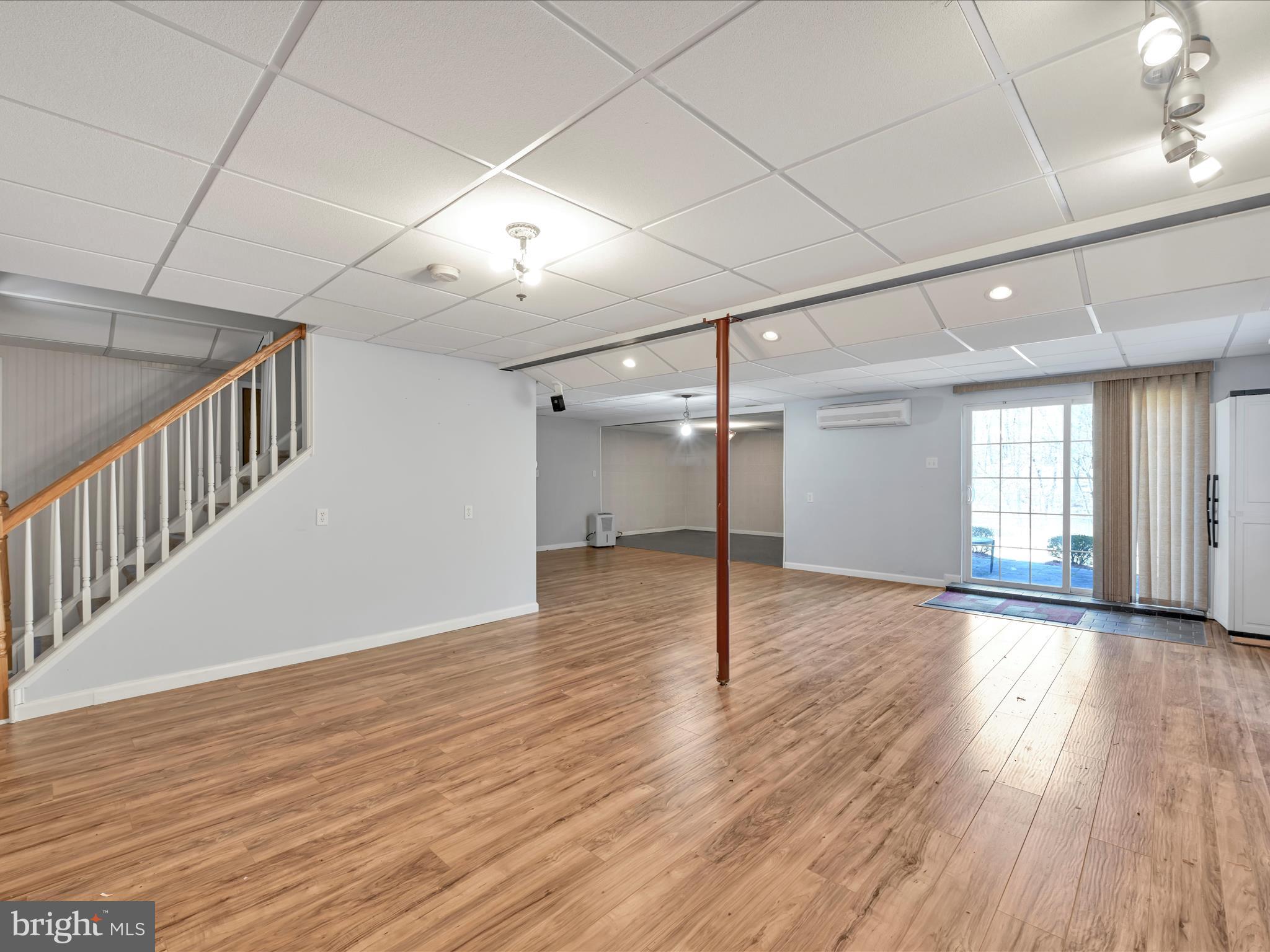 PINE RIDGE VILLAGE - Residential