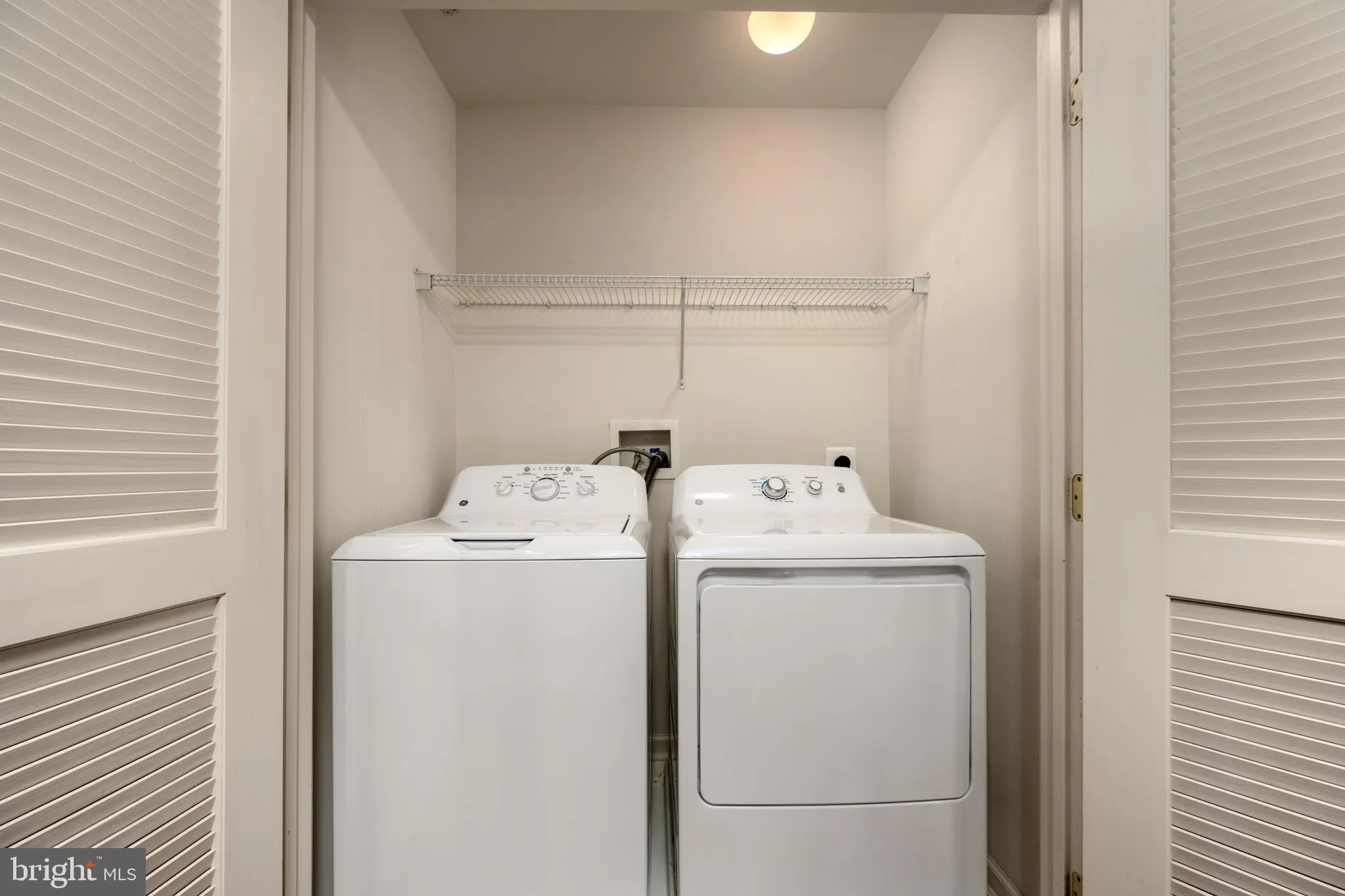 Ocean City, Maryland 21842, United States, 3 Bedrooms Bedrooms, ,2 BathroomsBathrooms,Residential,Contingent,42499