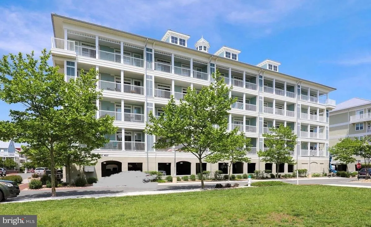 Ocean City, Maryland 21842, United States, 3 Bedrooms Bedrooms, ,2 BathroomsBathrooms,Residential,Contingent,42499