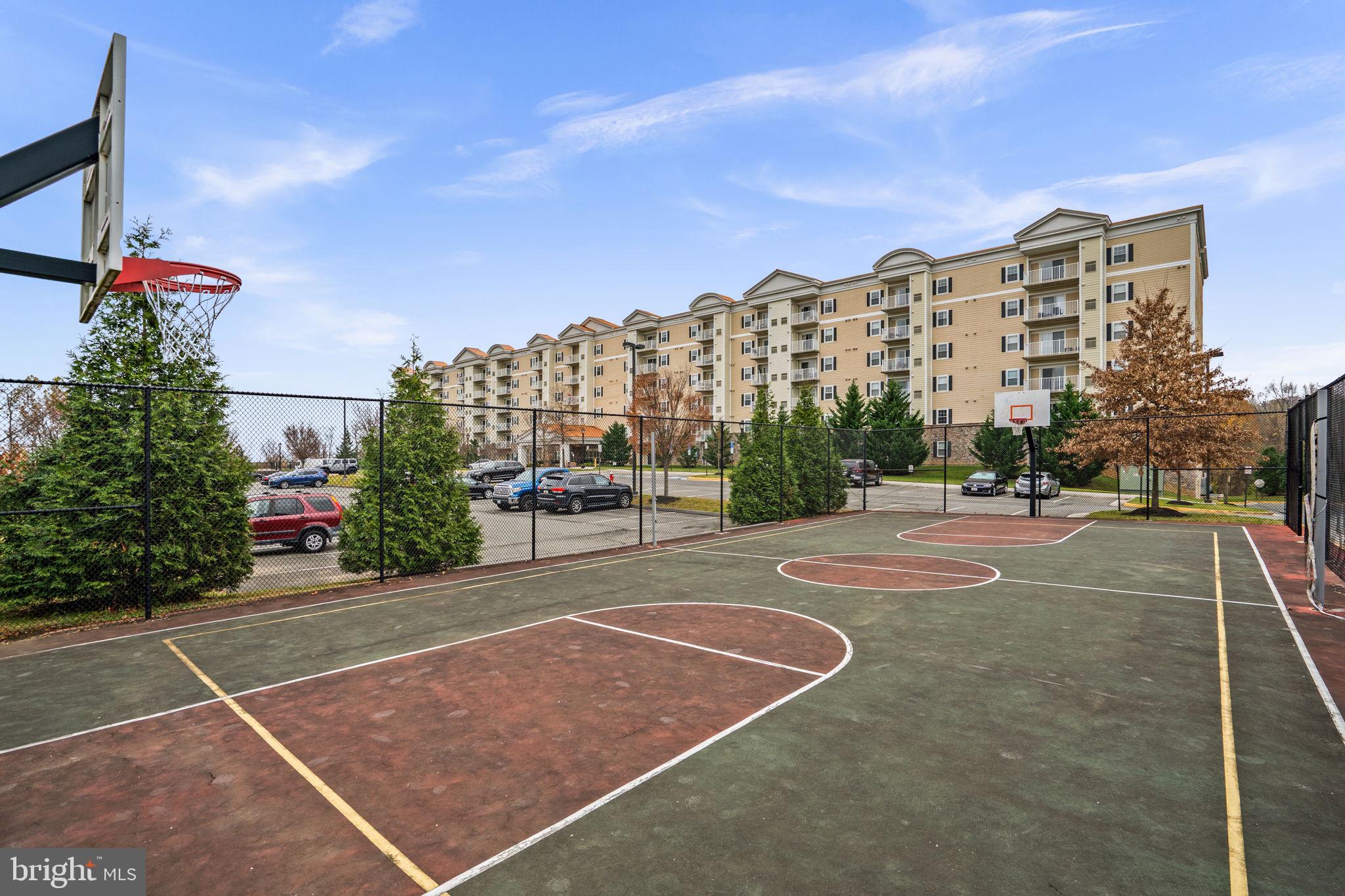 ISABELLA AT MONTICELLO MEWS - Residential