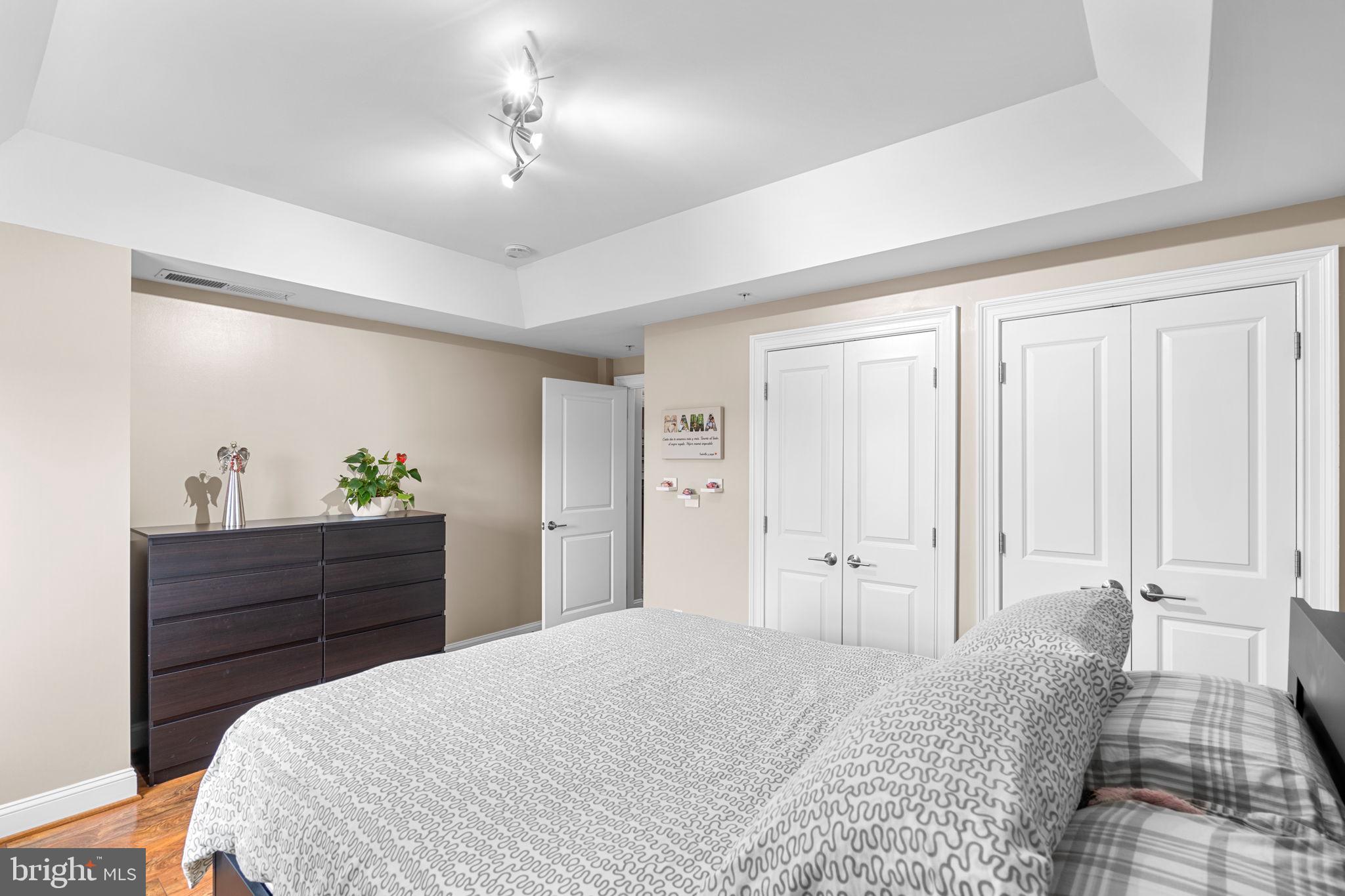 ISABELLA AT MONTICELLO MEWS - Residential