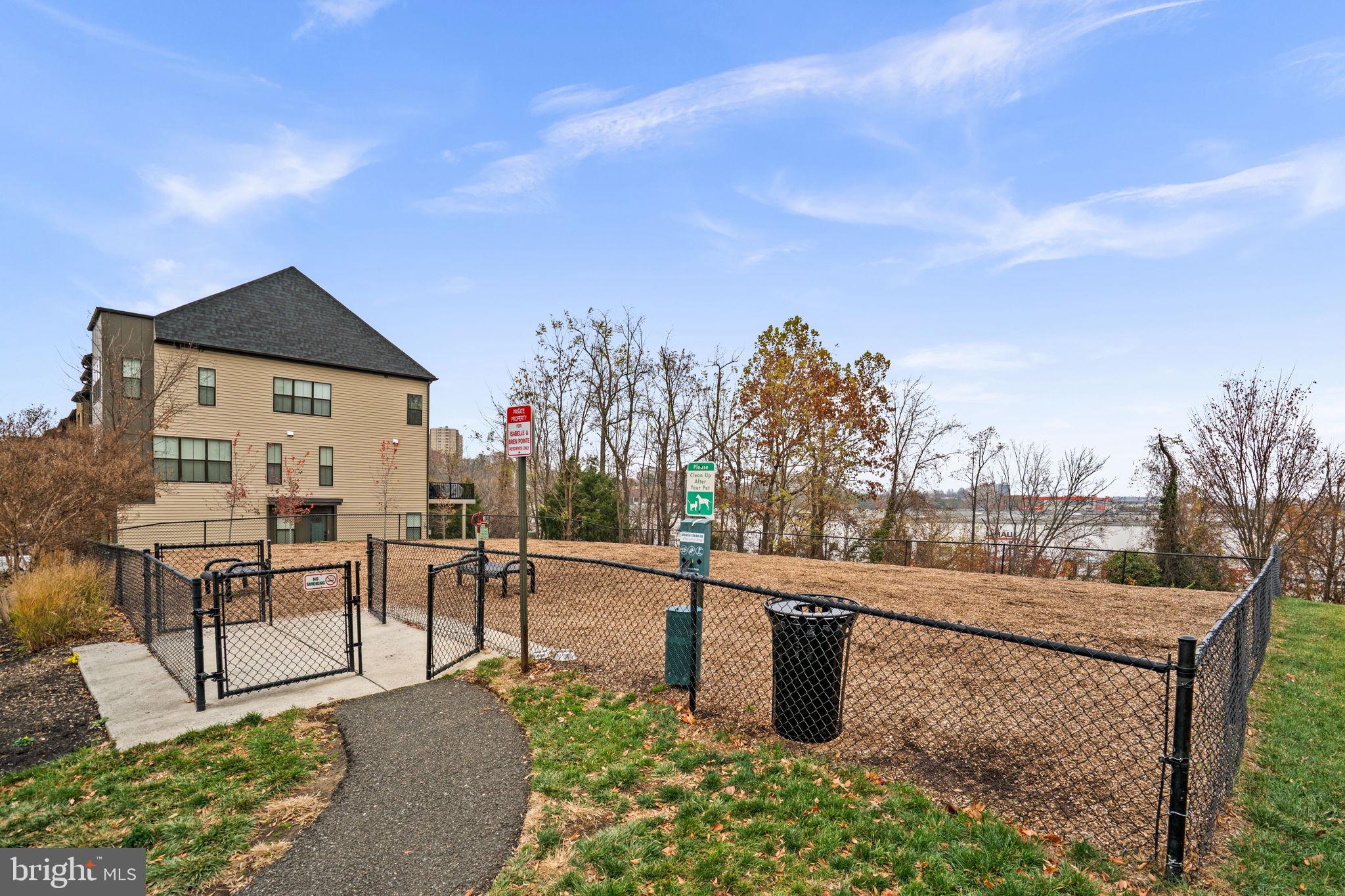 ISABELLA AT MONTICELLO MEWS - Residential