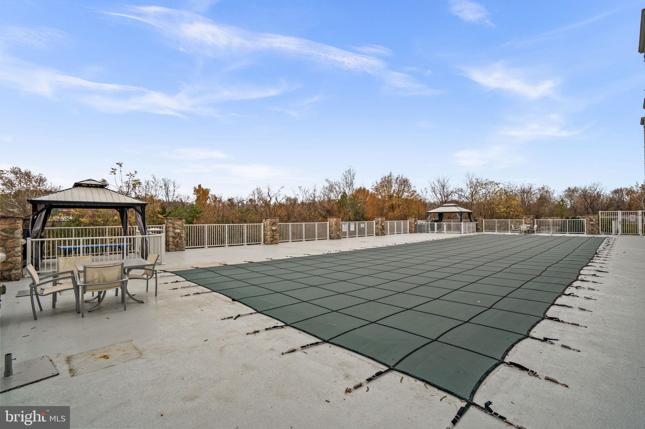 ISABELLA AT MONTICELLO MEWS - Residential