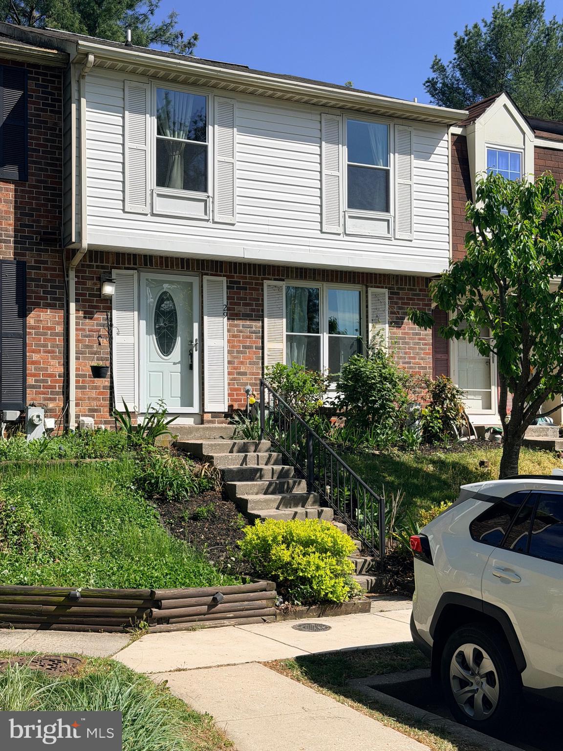 CLOVERFIELD MANOR - Residential