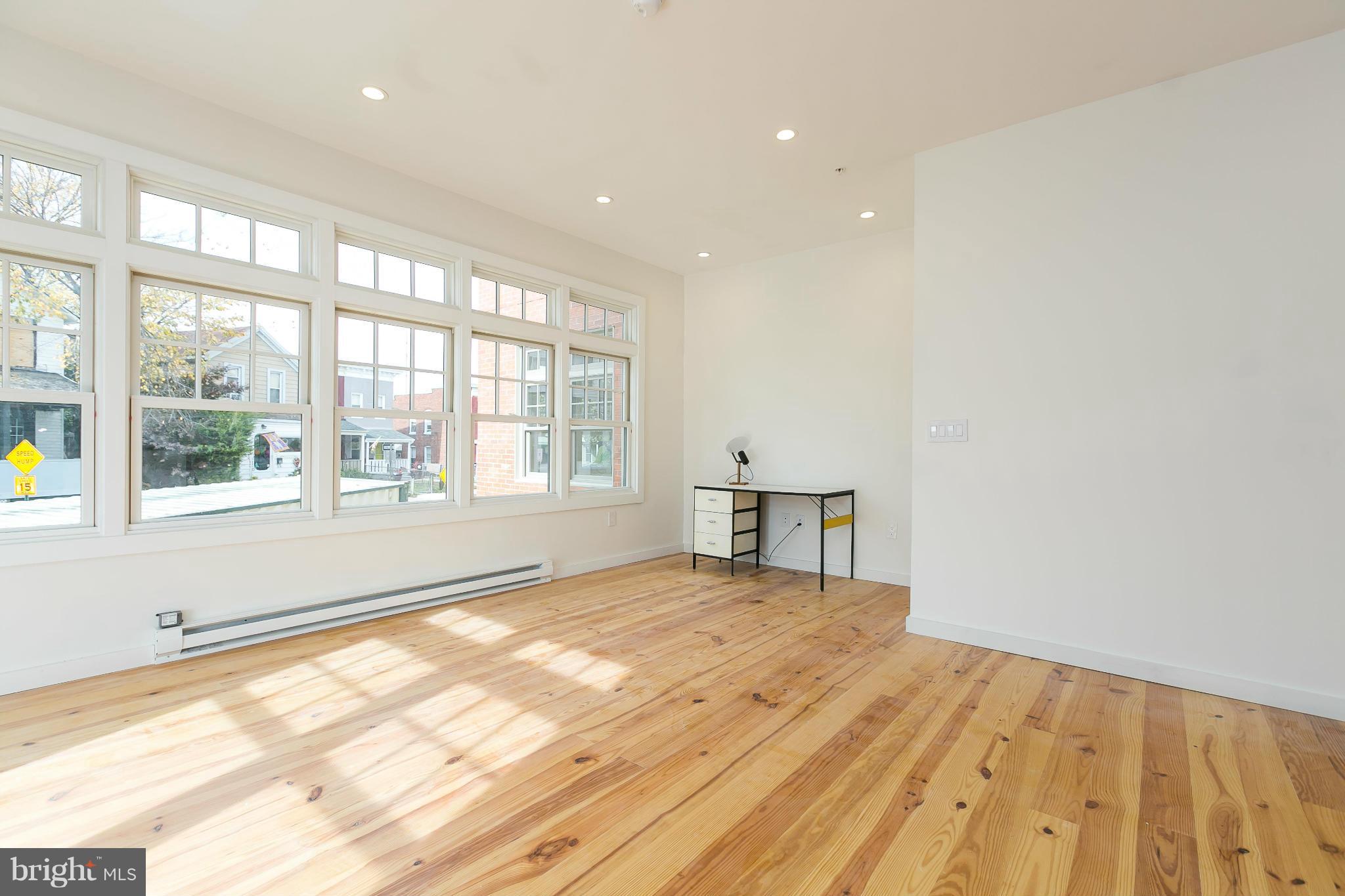 HAMPDEN HISTORIC DISTRICT - Residential Lease