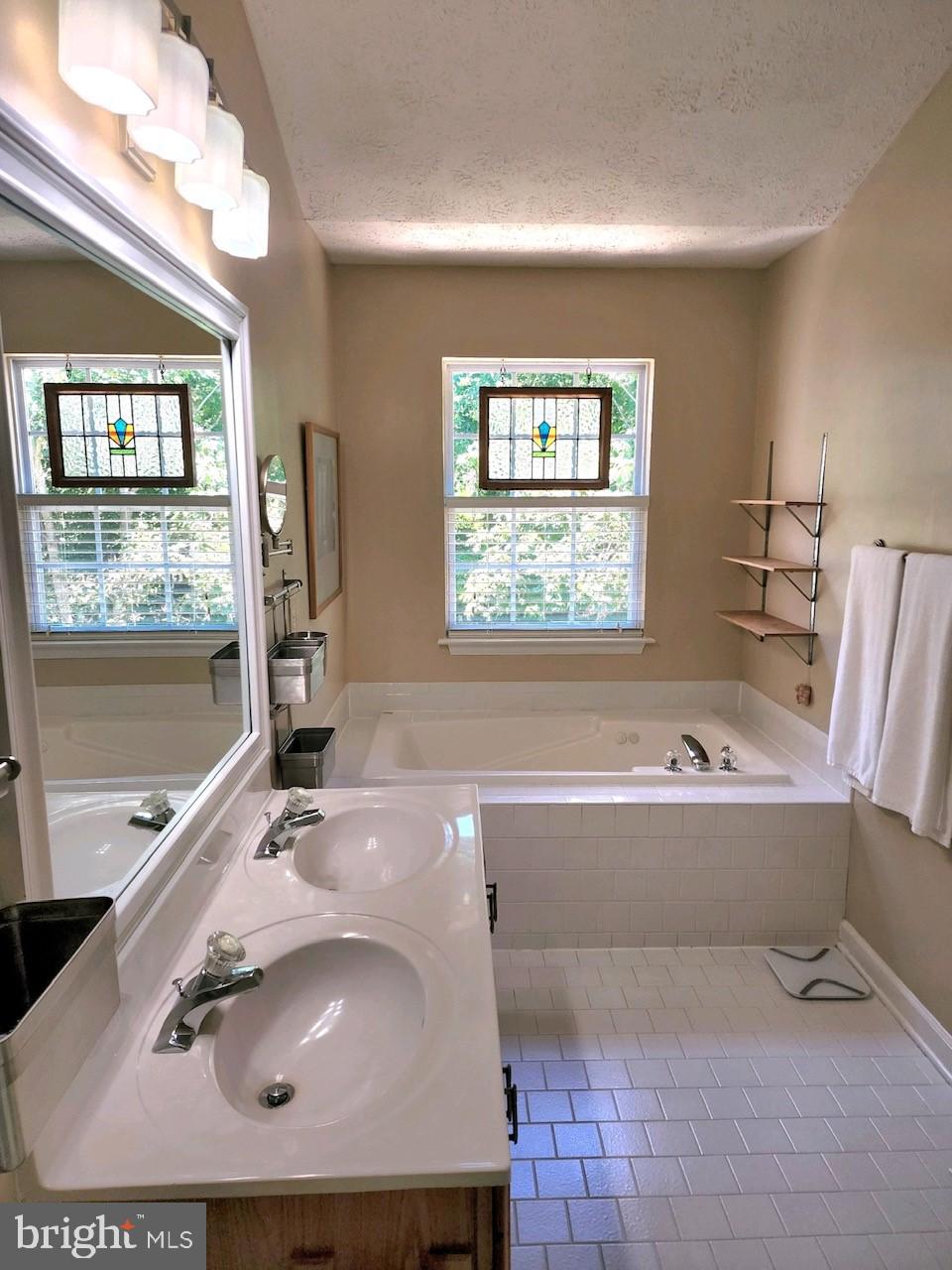 WATERFORD - Residential