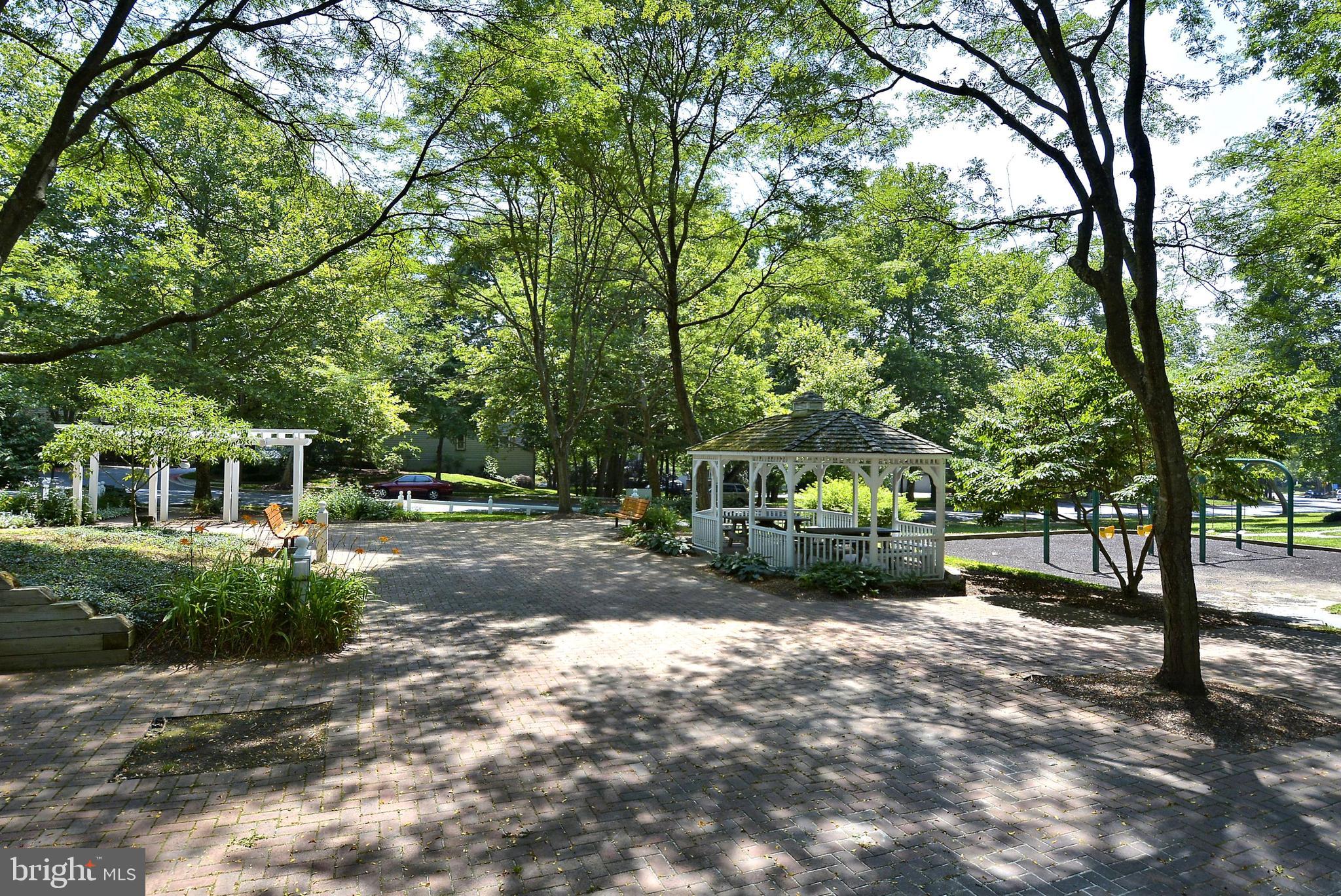 VILLAGE OF HARPERS CHOICE - Residential