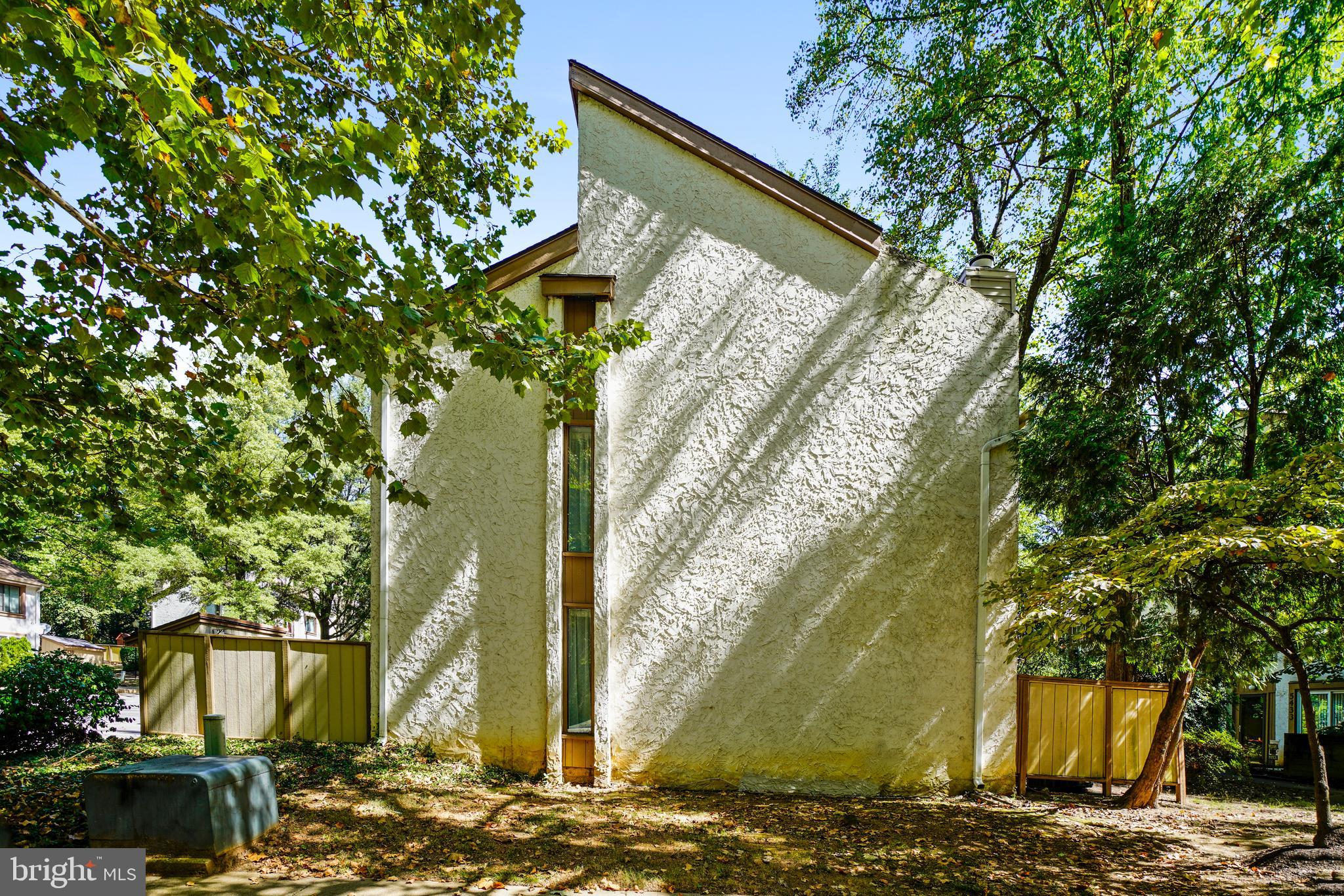 VILLAGE OF HARPERS CHOICE - Residential