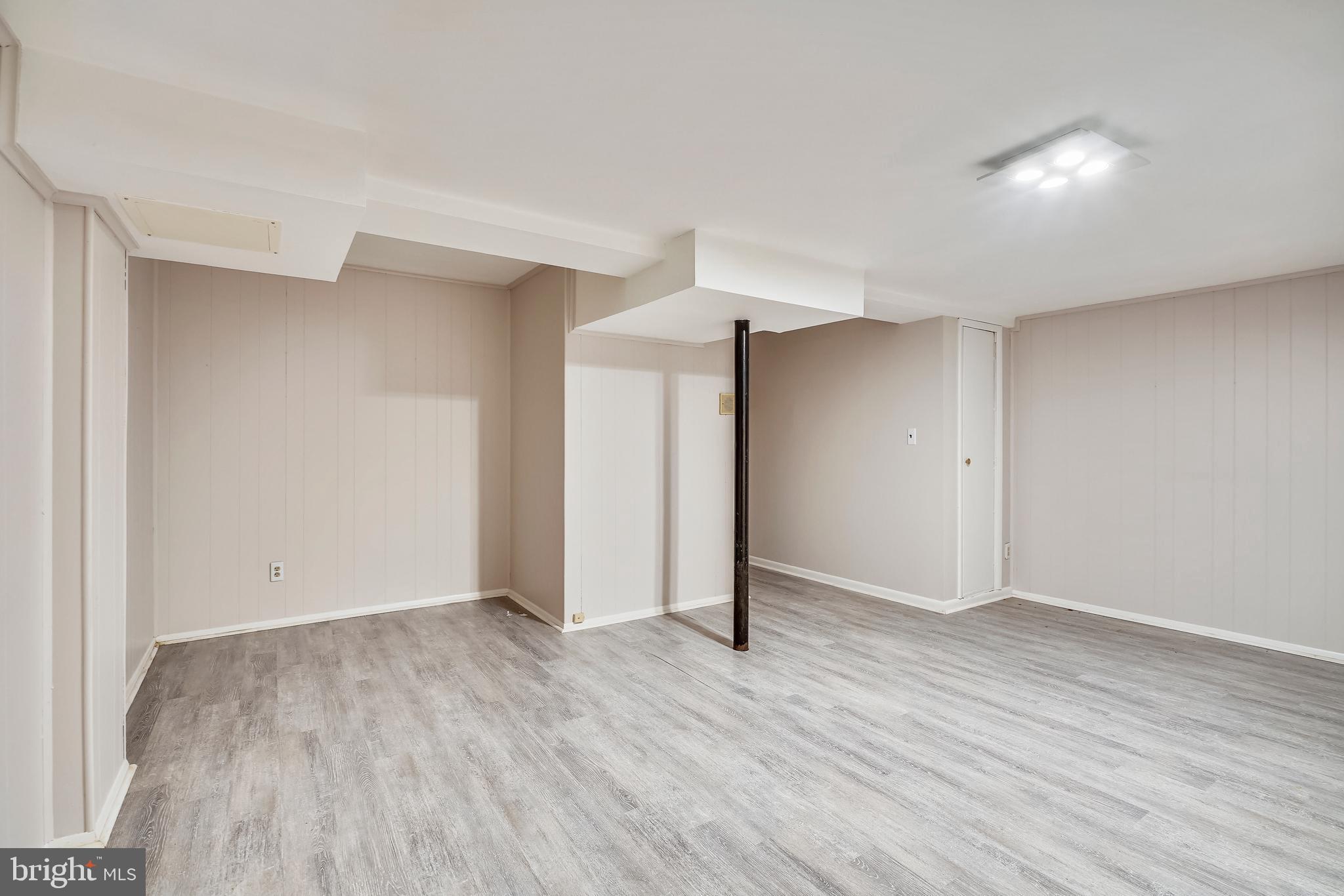 VILLAGE OF HARPERS CHOICE - Residential