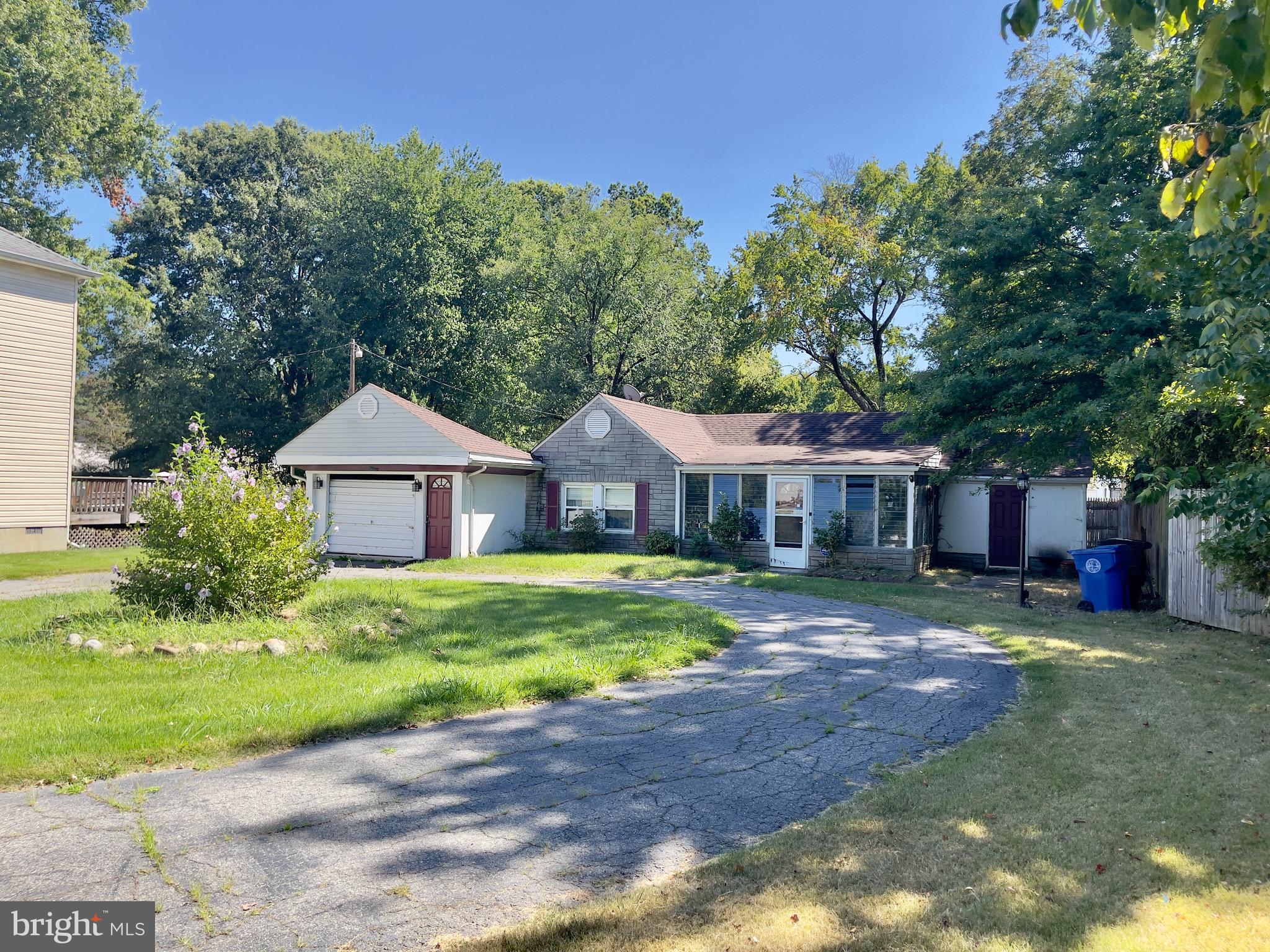 F E MATTINGLY - Residential