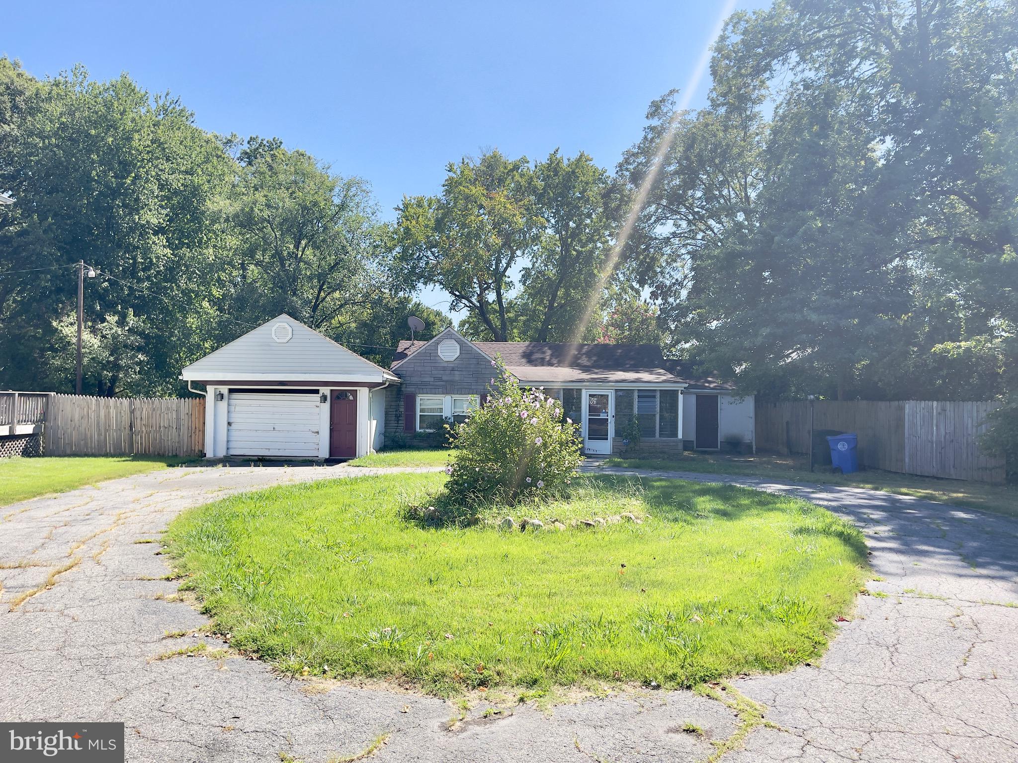 F E MATTINGLY - Residential