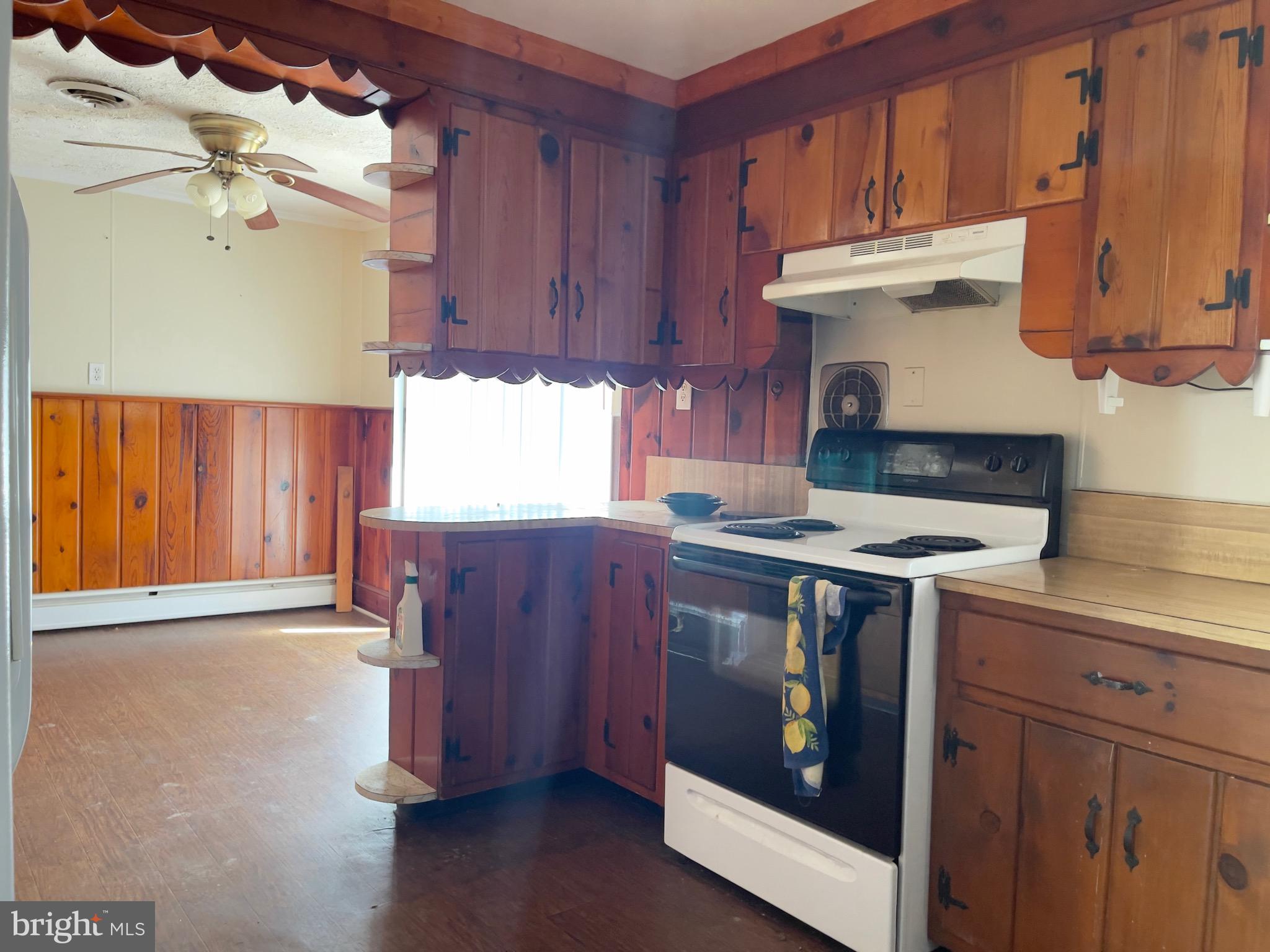 F E MATTINGLY - Residential