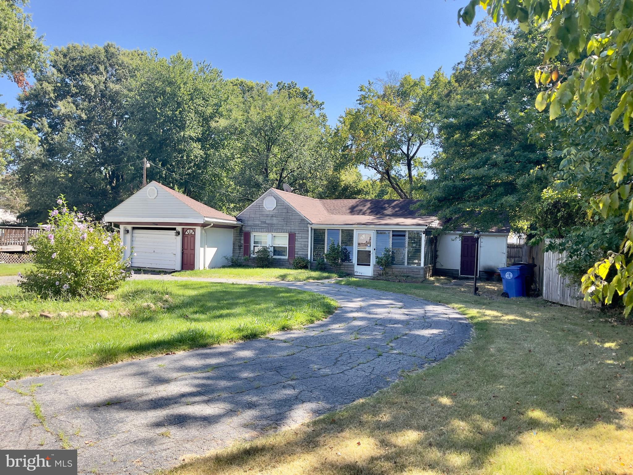 F E MATTINGLY - Residential