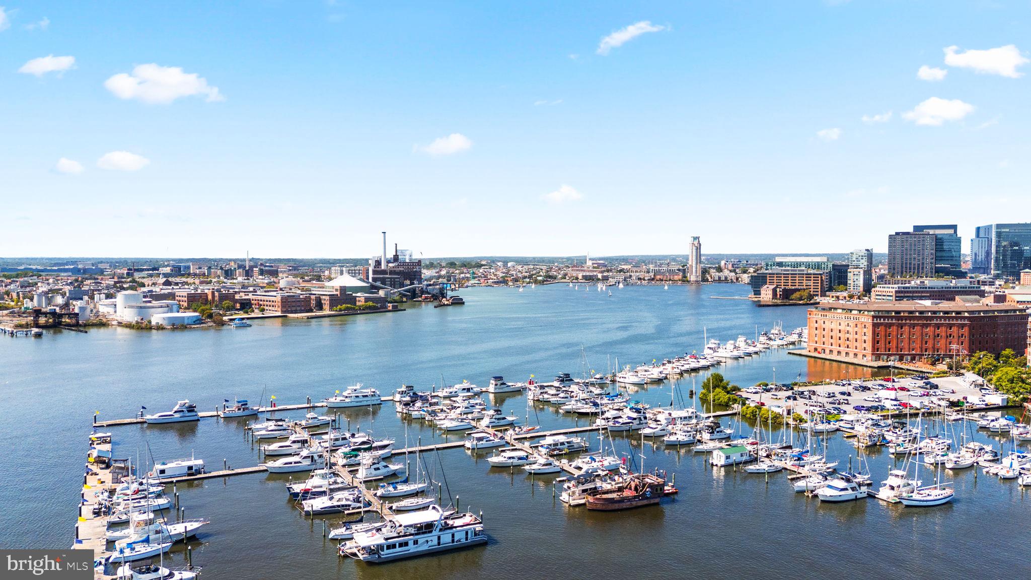 HENDERSON'S WHARF - Residential