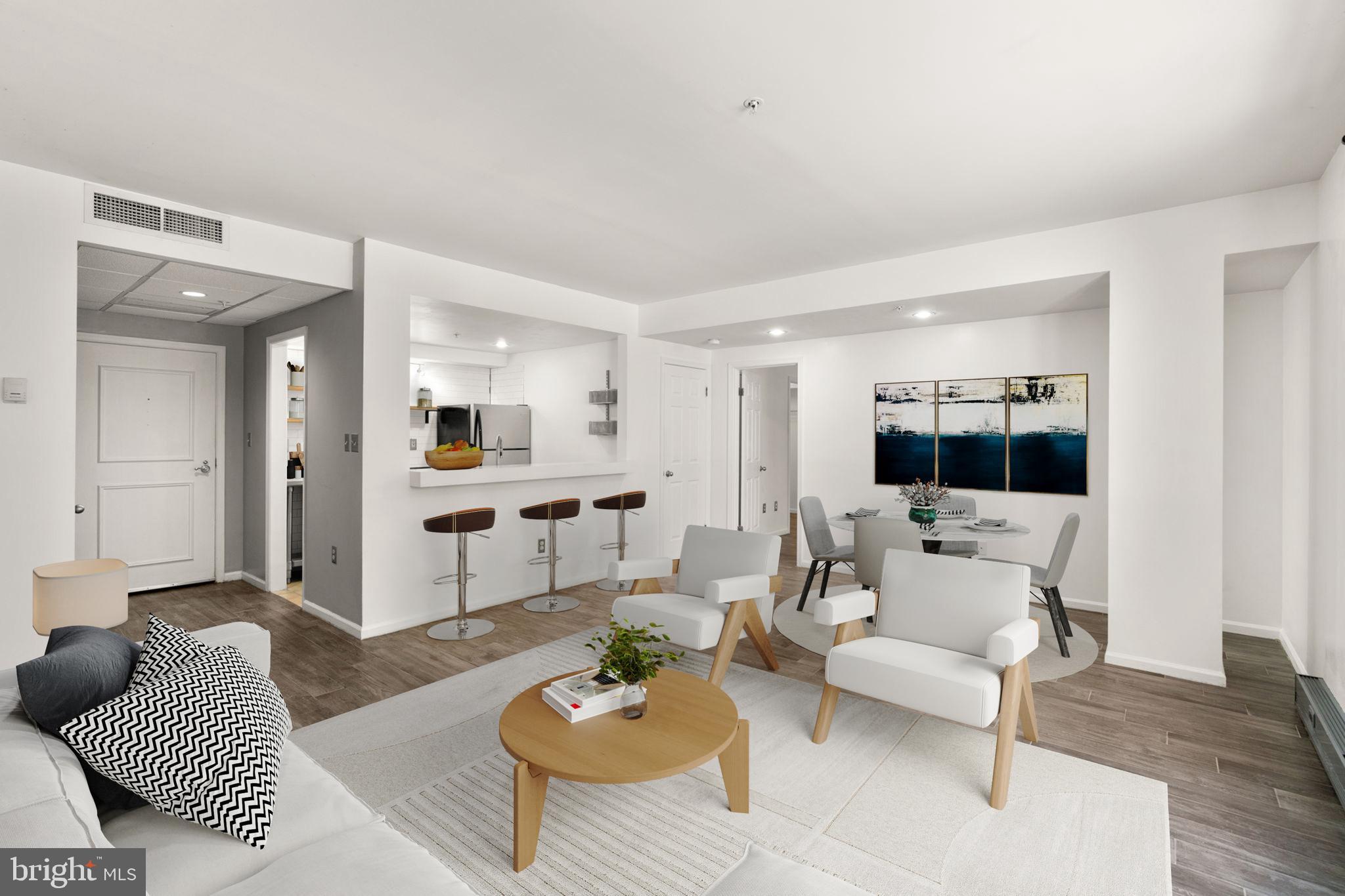 HENDERSON'S WHARF - Residential