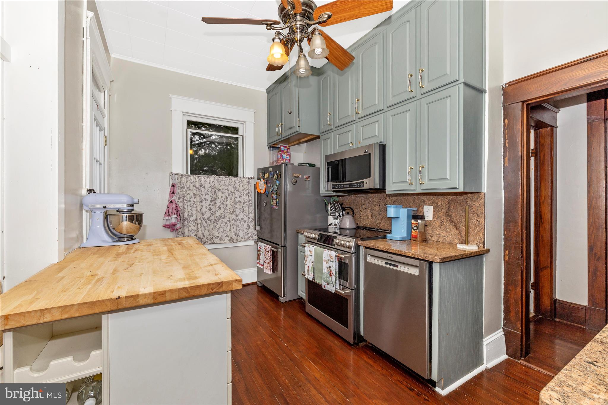 BRADDOCK HEIGHTS - Residential