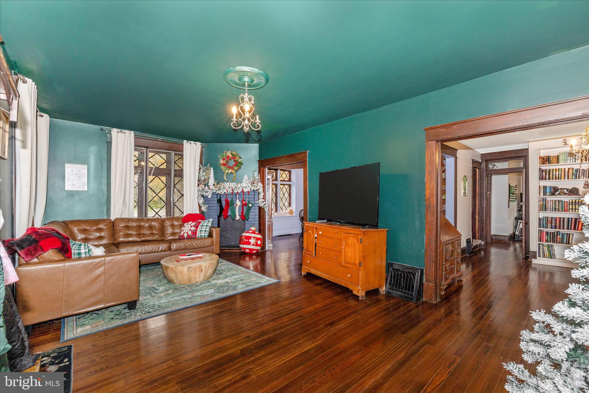 BRADDOCK HEIGHTS - Residential