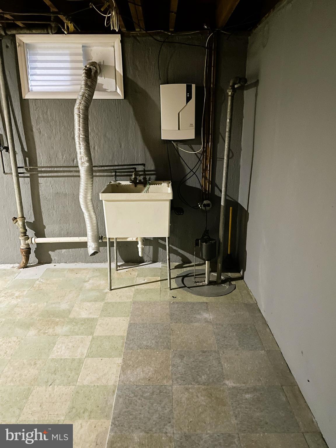 RANDALLSTOWN - Residential