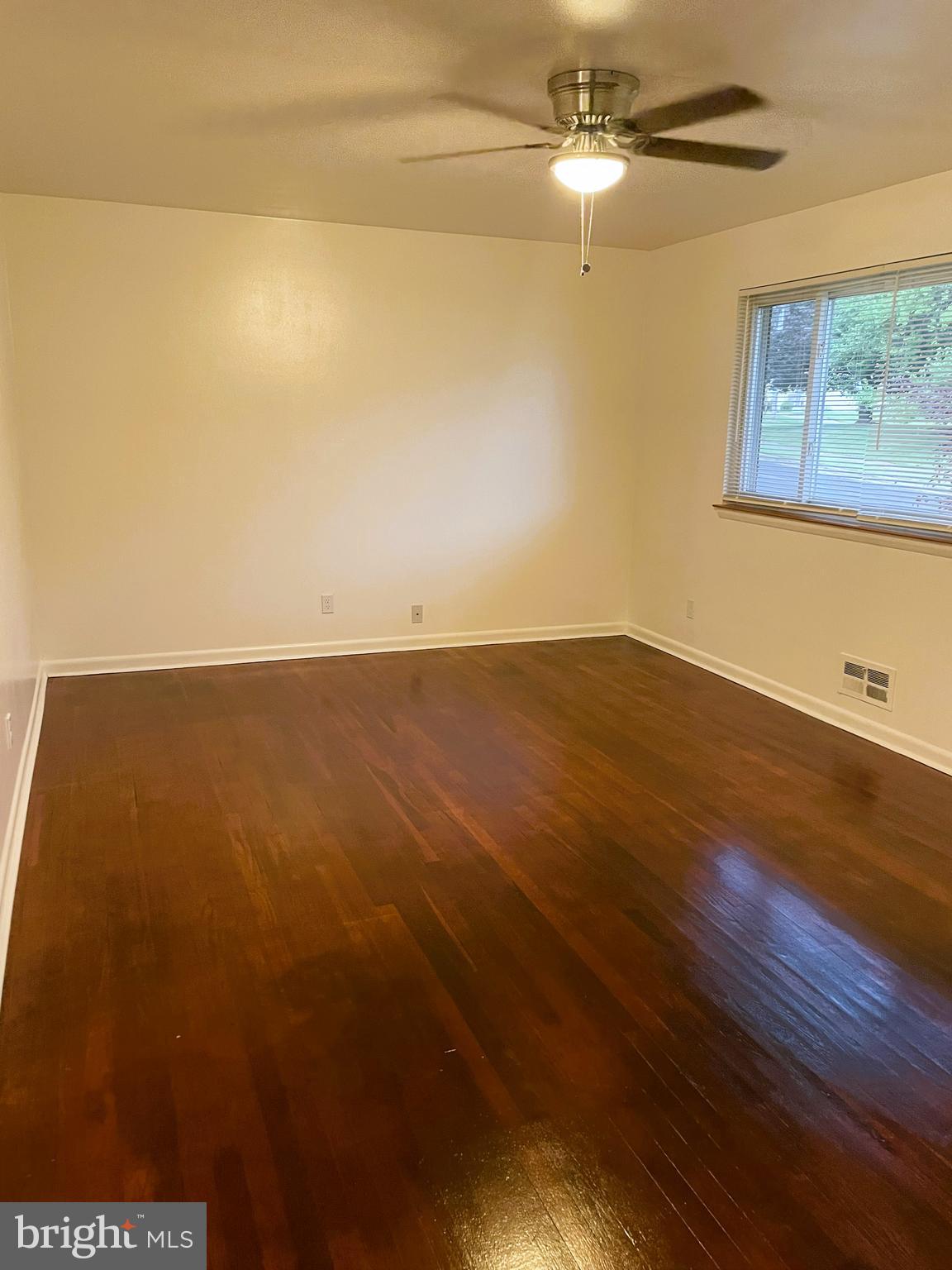 RANDALLSTOWN - Residential