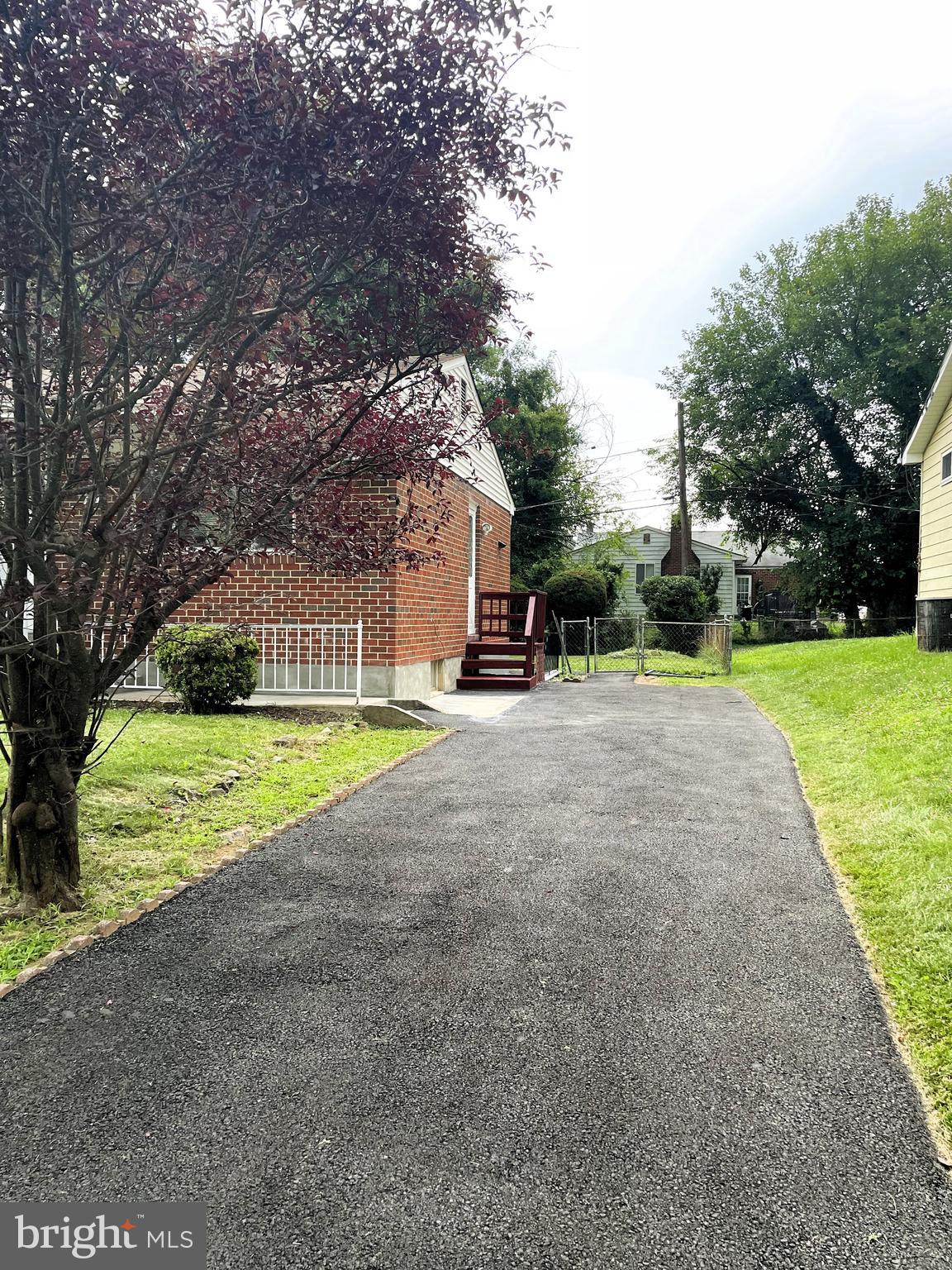 RANDALLSTOWN - Residential