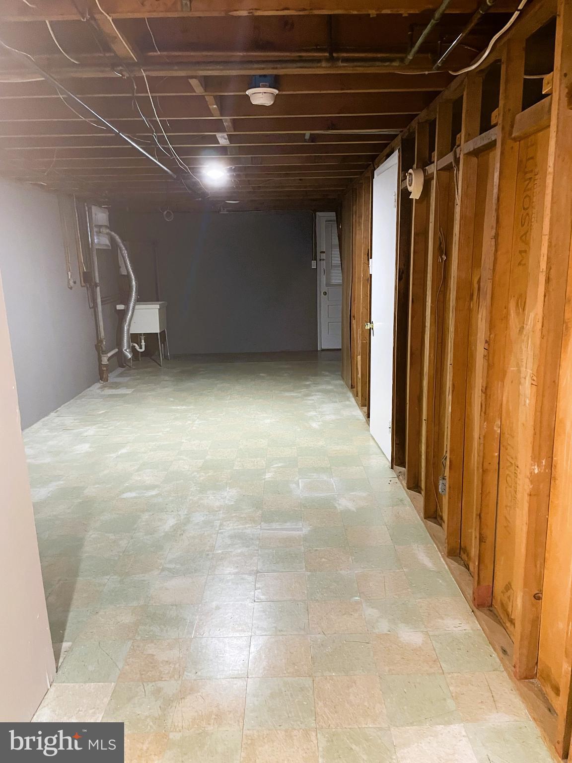 RANDALLSTOWN - Residential