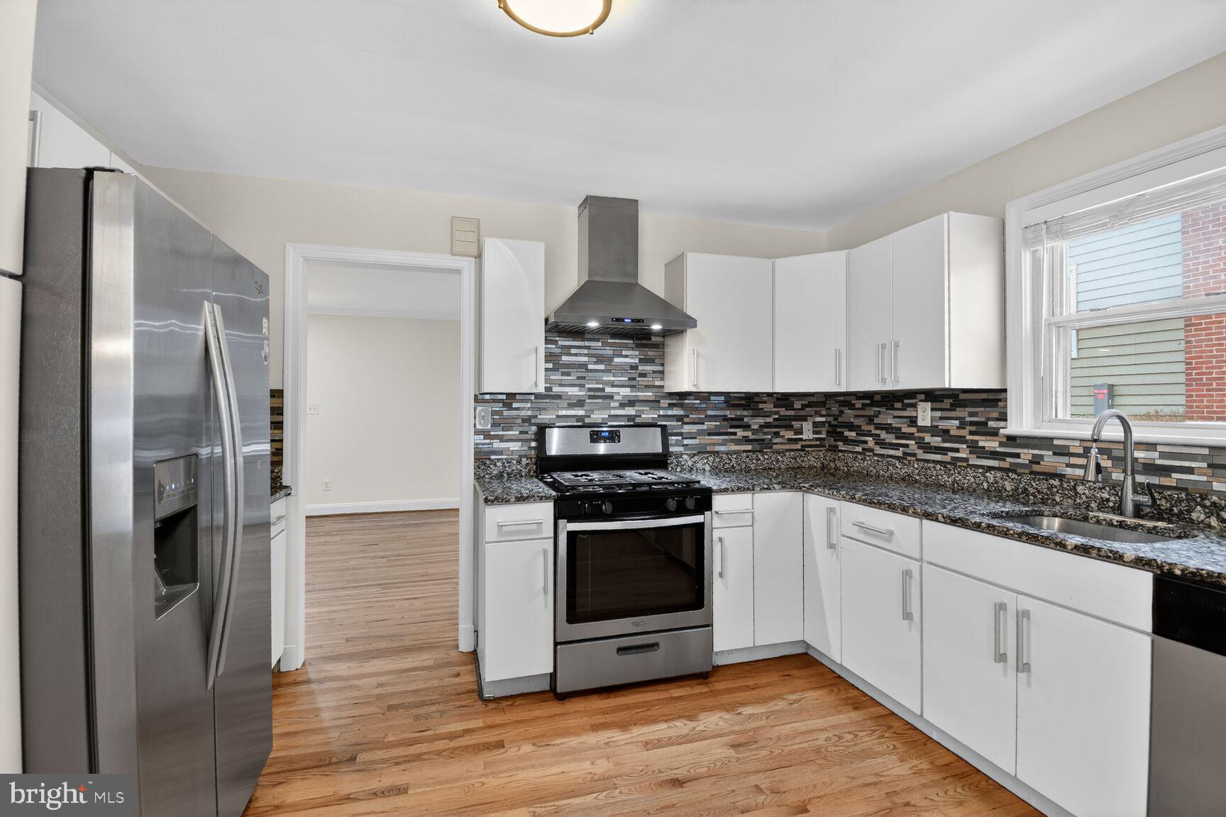 WHEATON HILLS - Residential