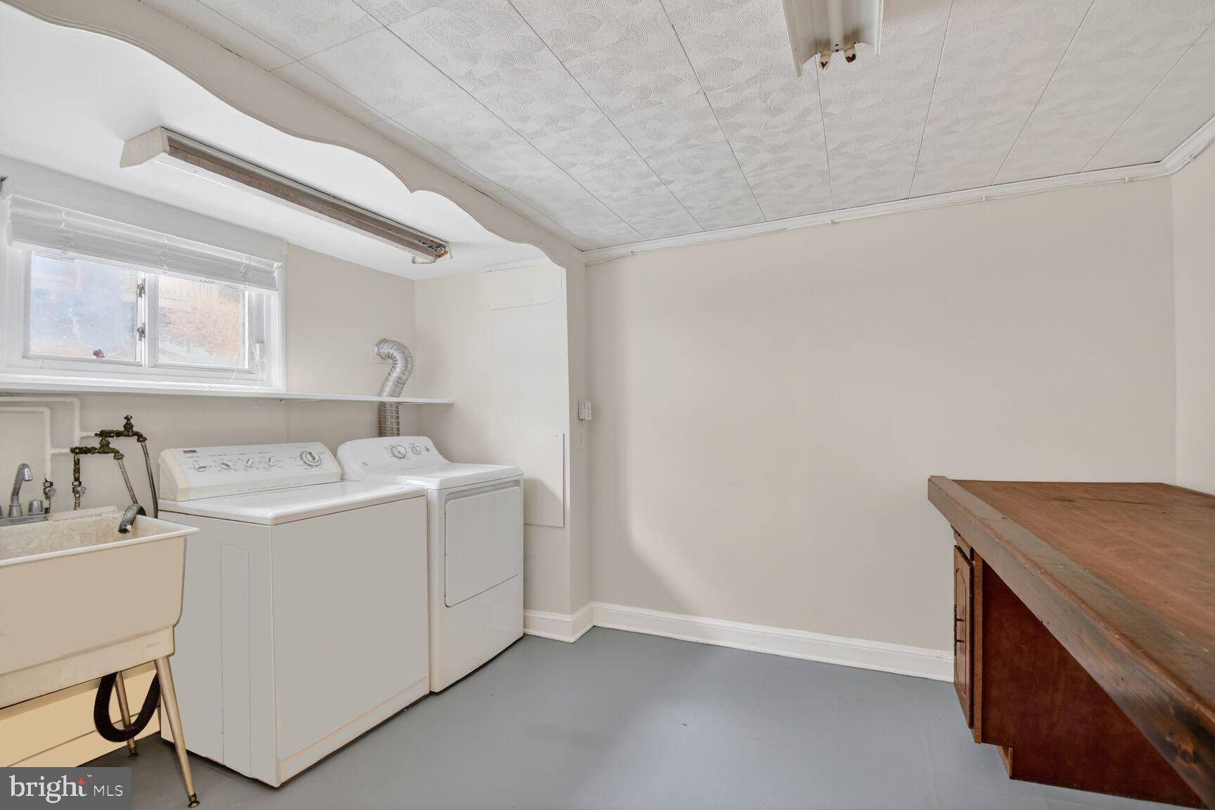 WHEATON HILLS - Residential