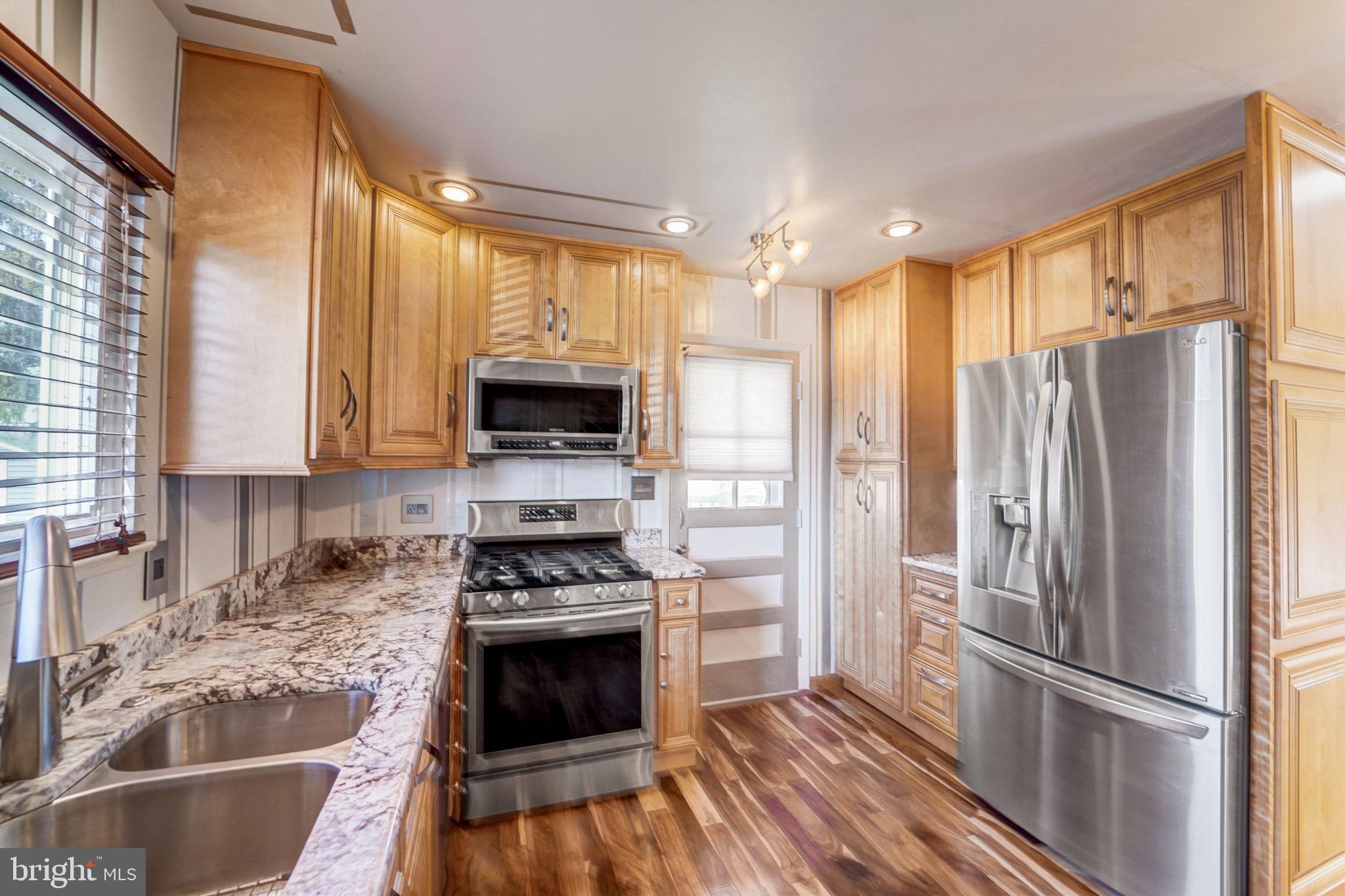 WESTVIEW PARK - Residential