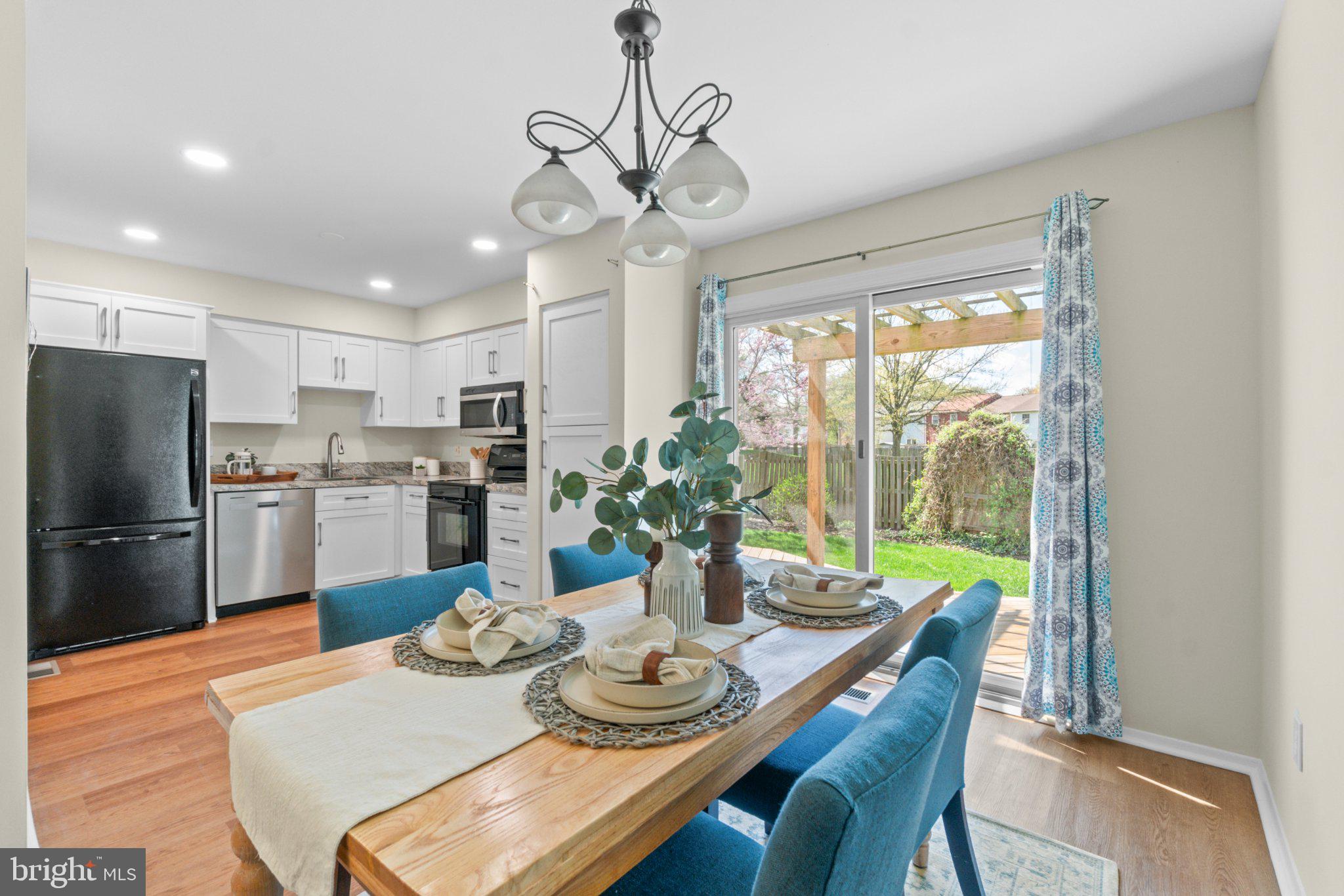 VILLAGE OAKS - Residential