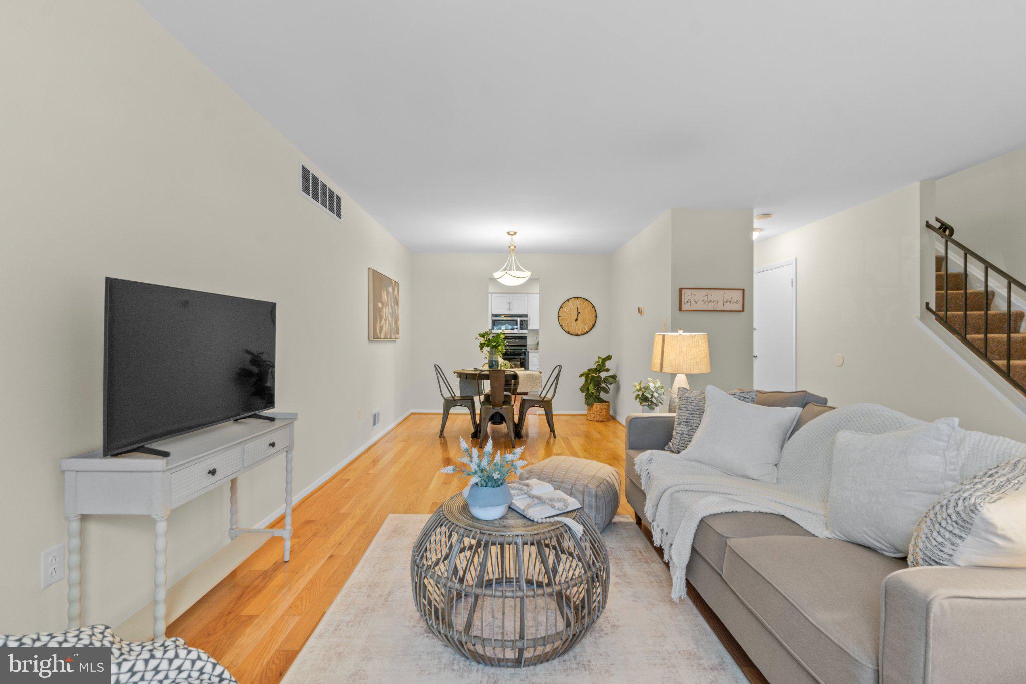 VILLAGE OAKS - Residential