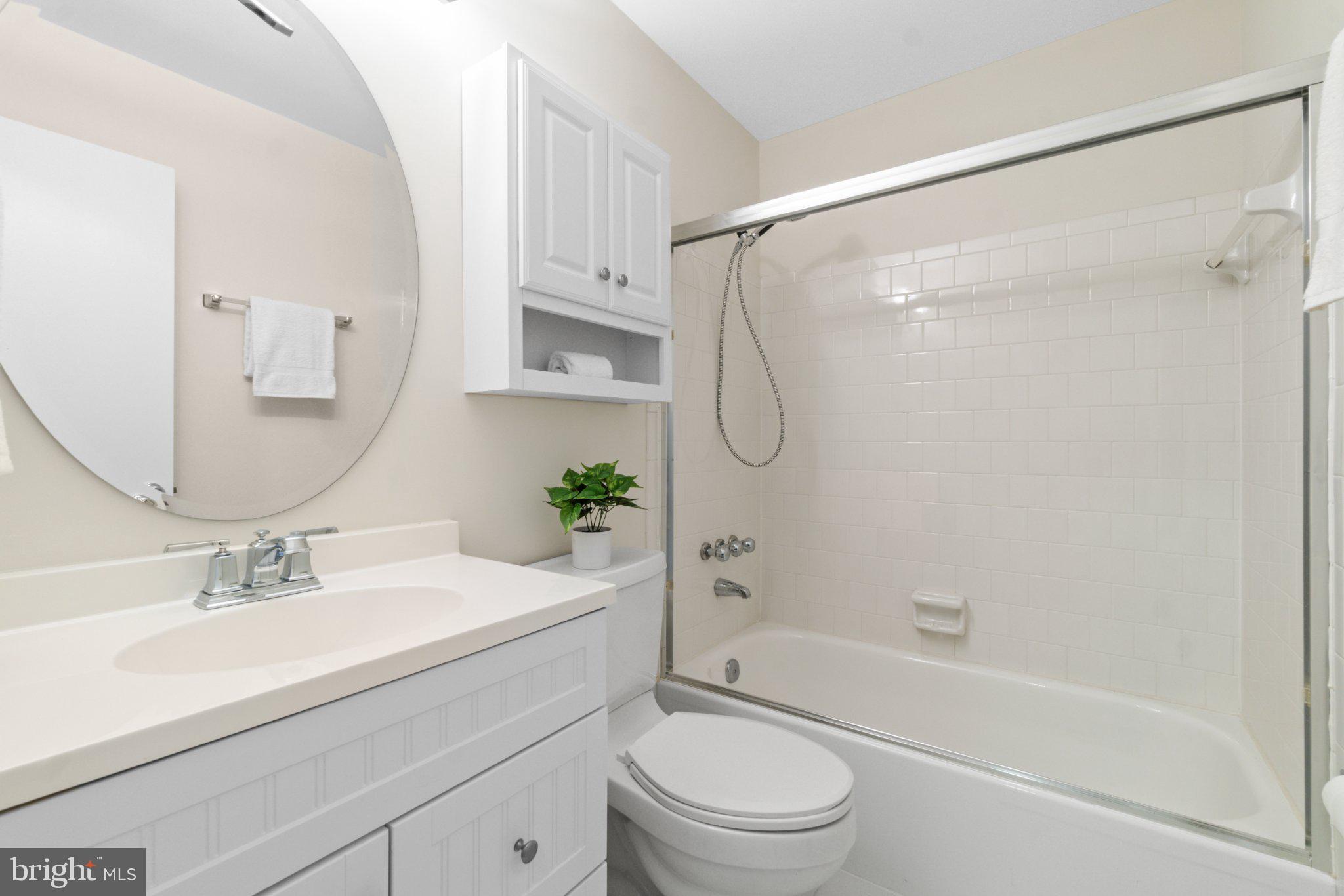 VILLAGE OAKS - Residential