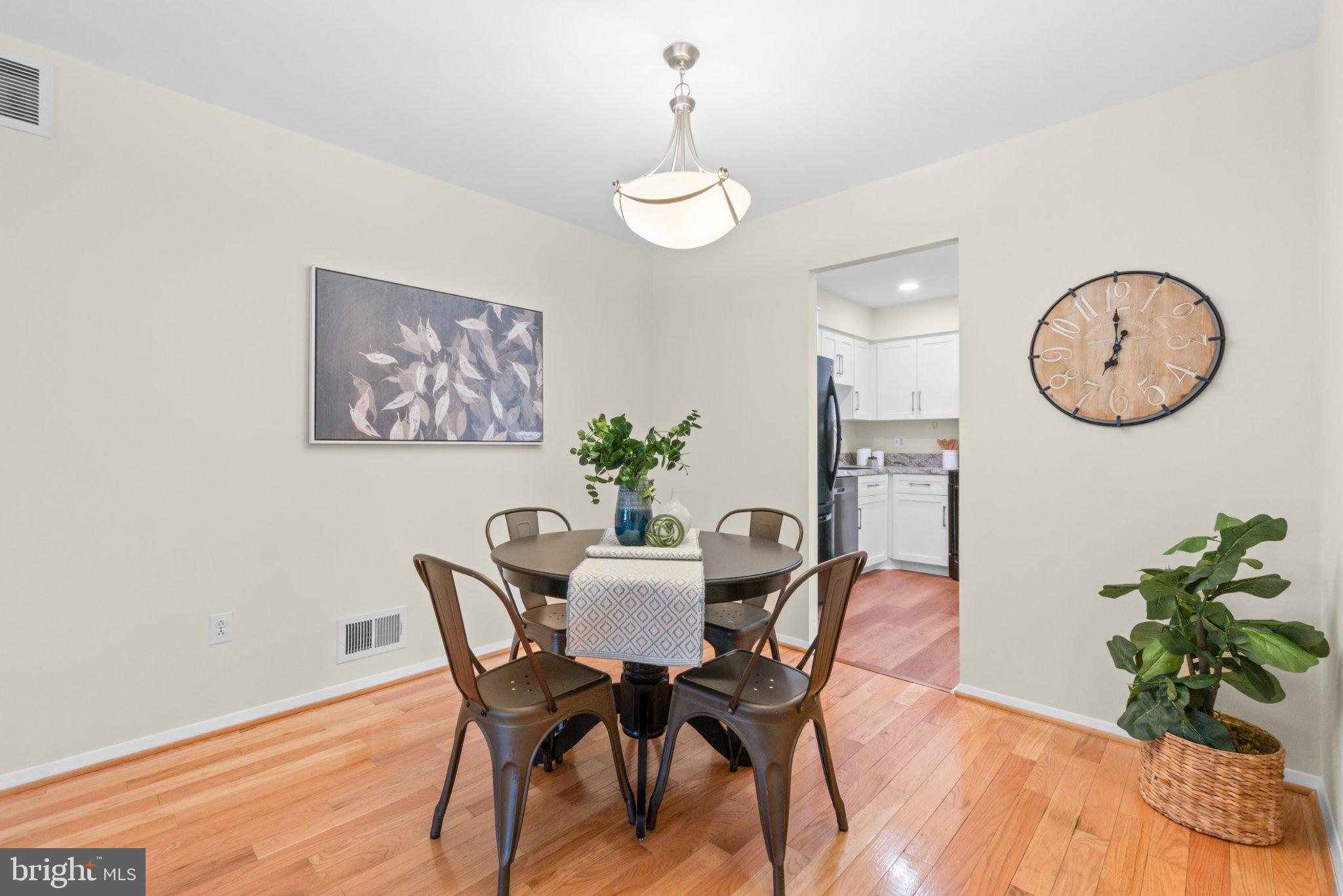 VILLAGE OAKS - Residential