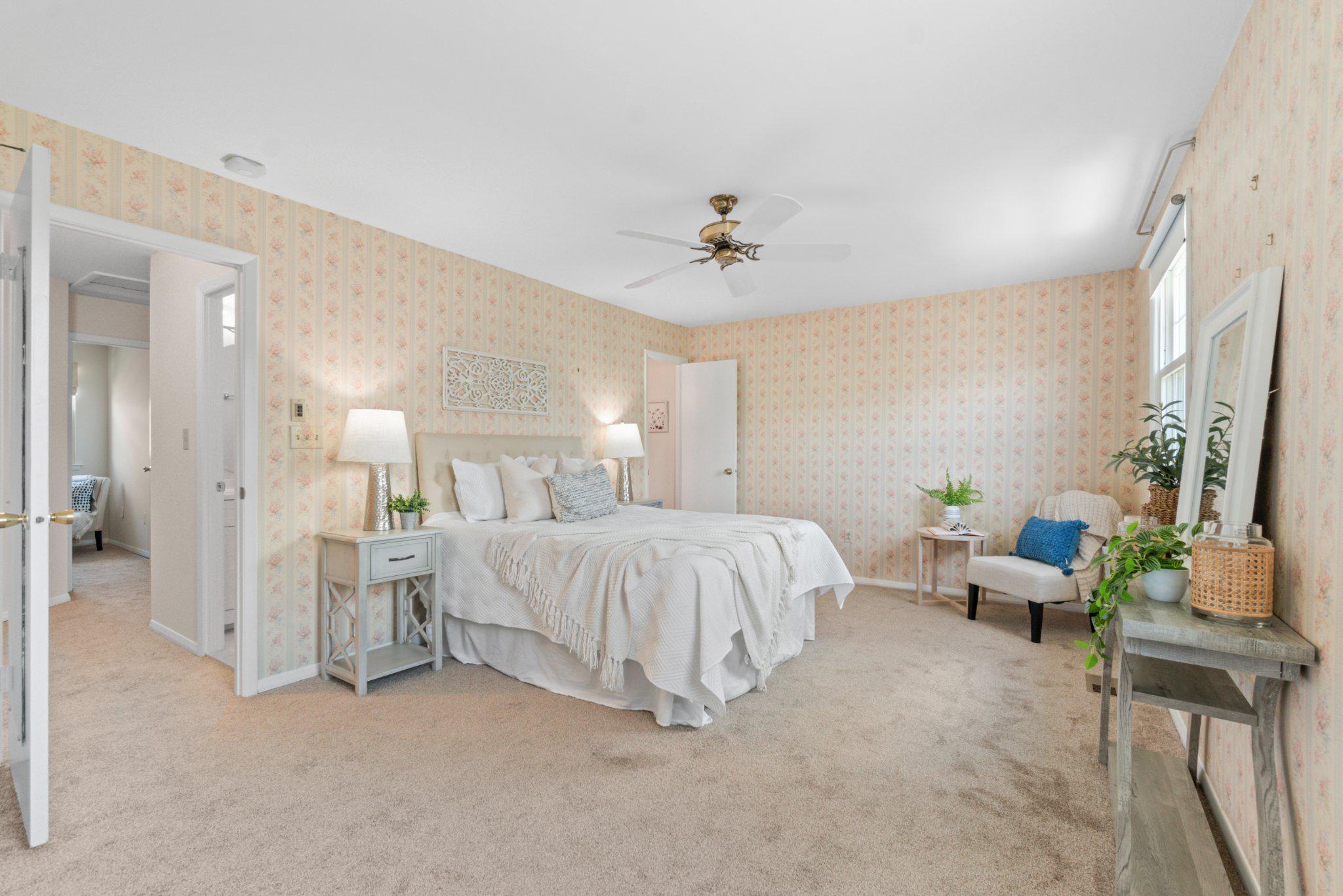 VILLAGE OAKS - Residential