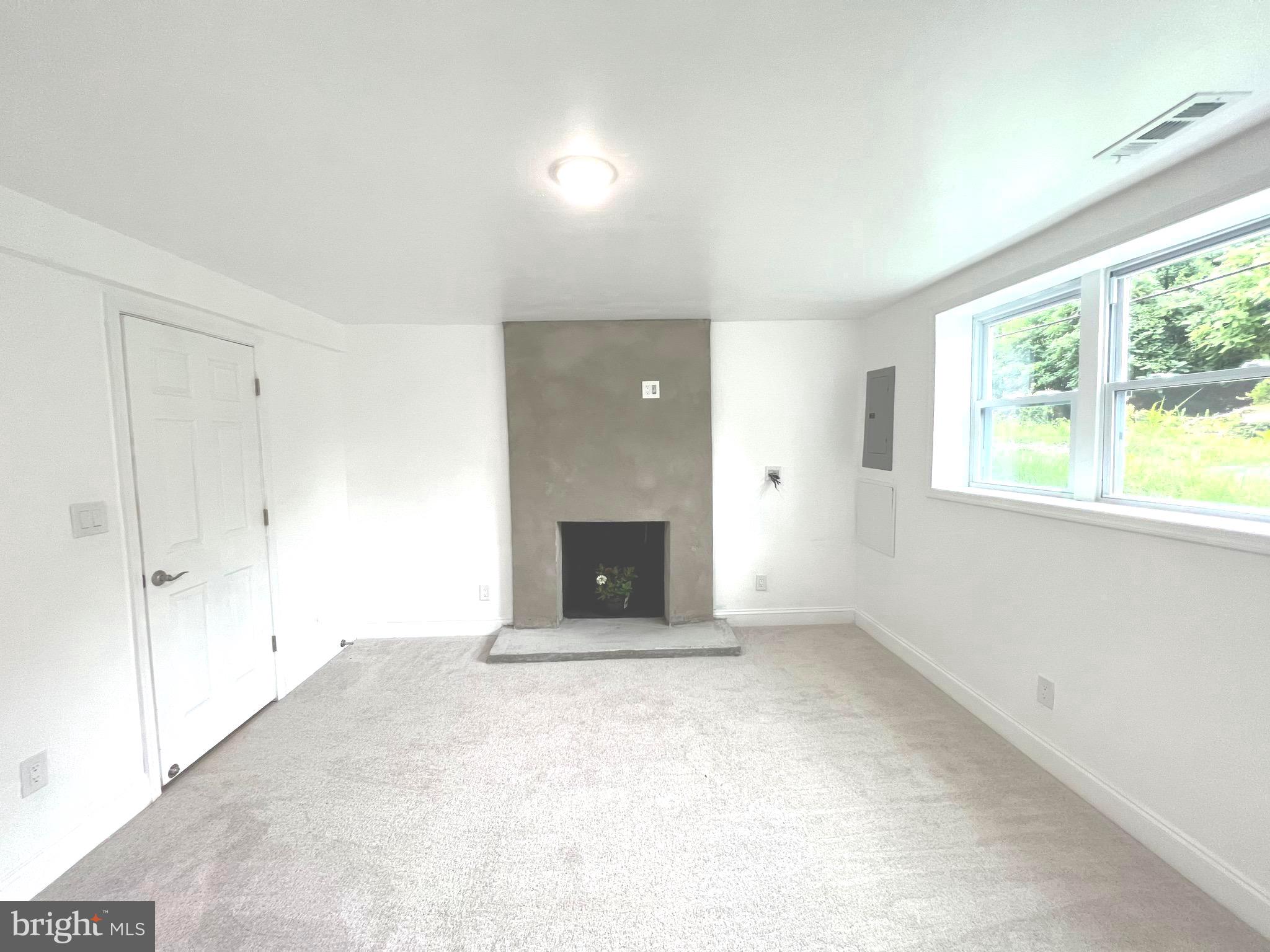 TEMPLE HILLS PARK - Residential