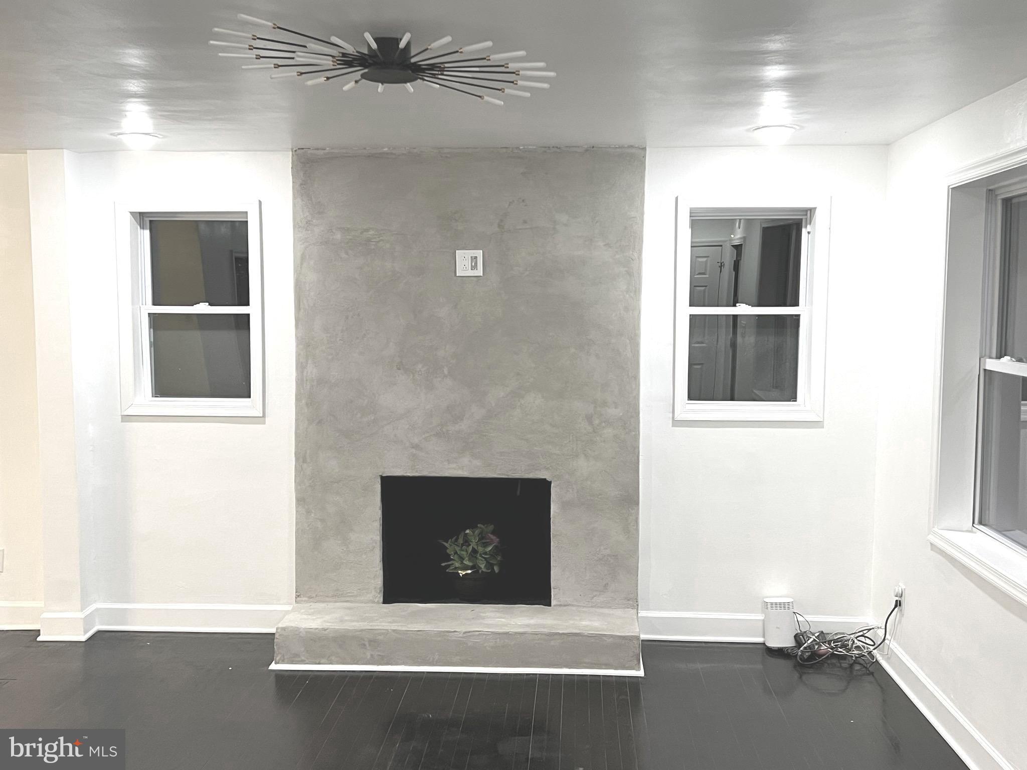 TEMPLE HILLS PARK - Residential