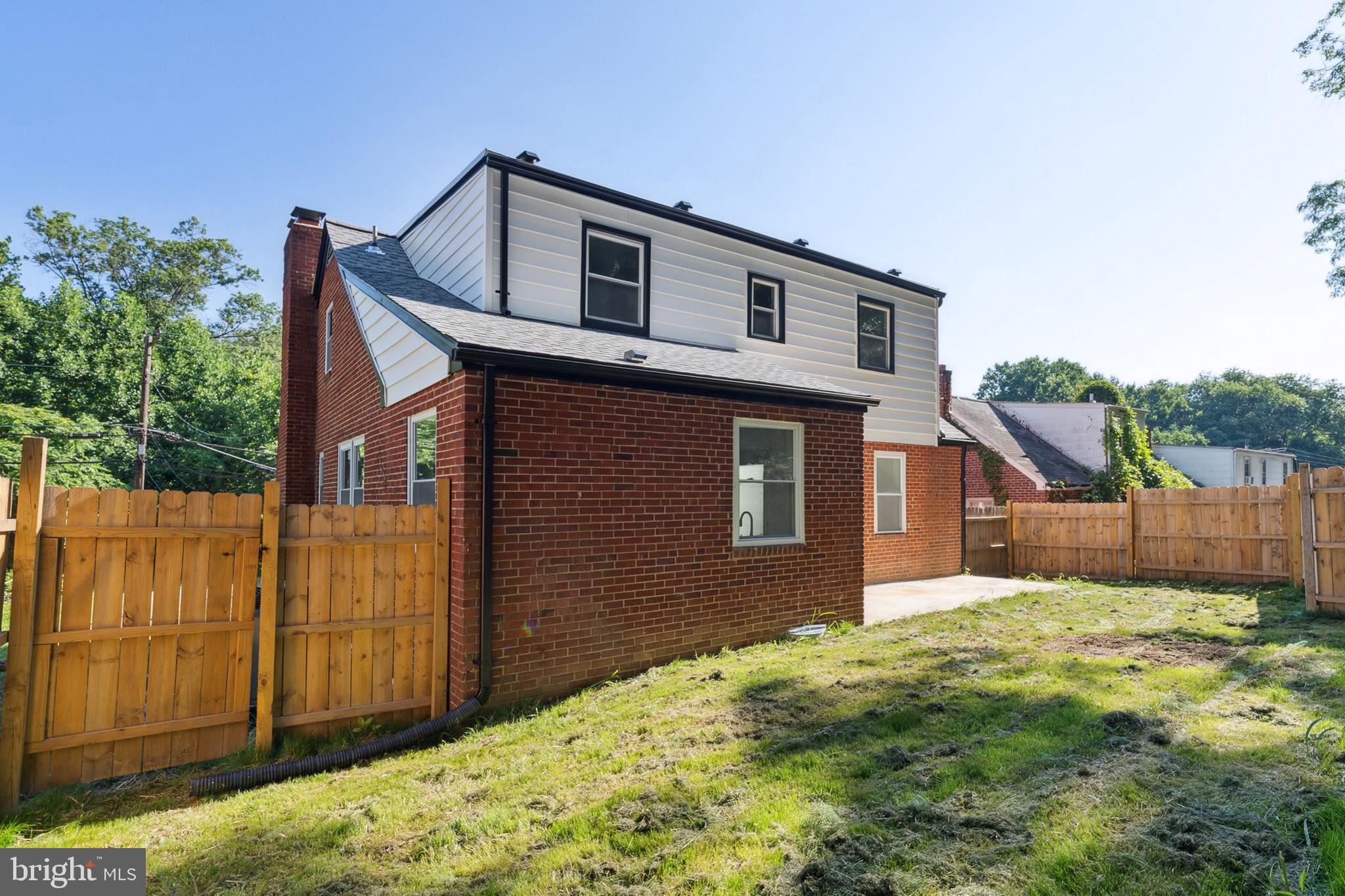 TEMPLE HILLS PARK - Residential